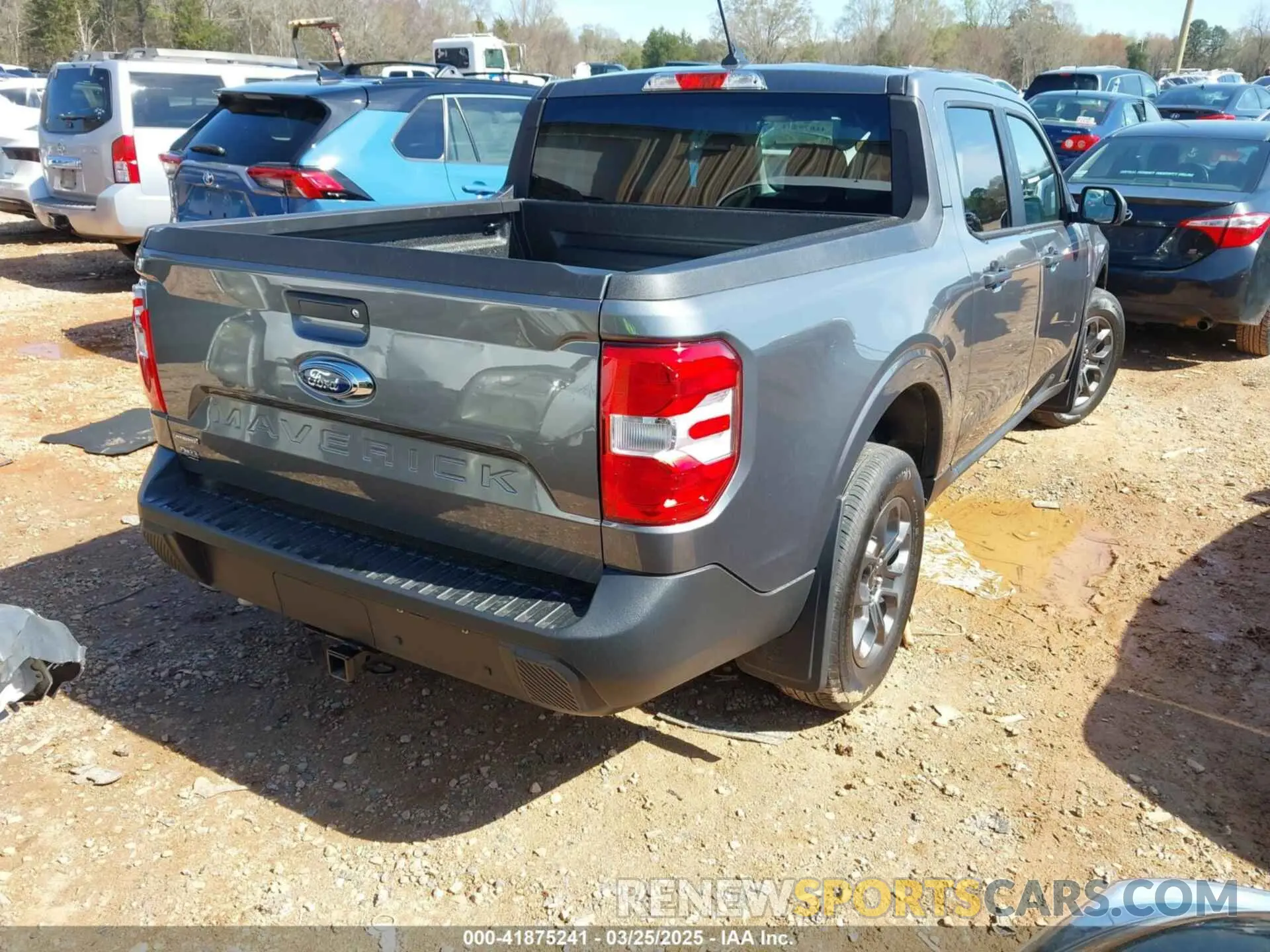 4 Photograph of a damaged car 3FTTW8H31RRA49827 FORD MAVERICK 2024