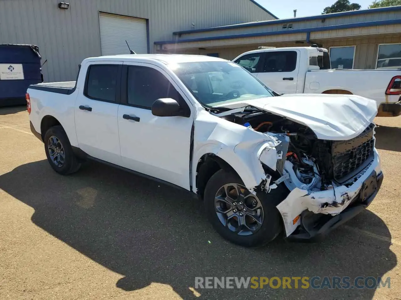 4 Photograph of a damaged car 3FTTW8H31RRB61575 FORD MAVERICK 2024