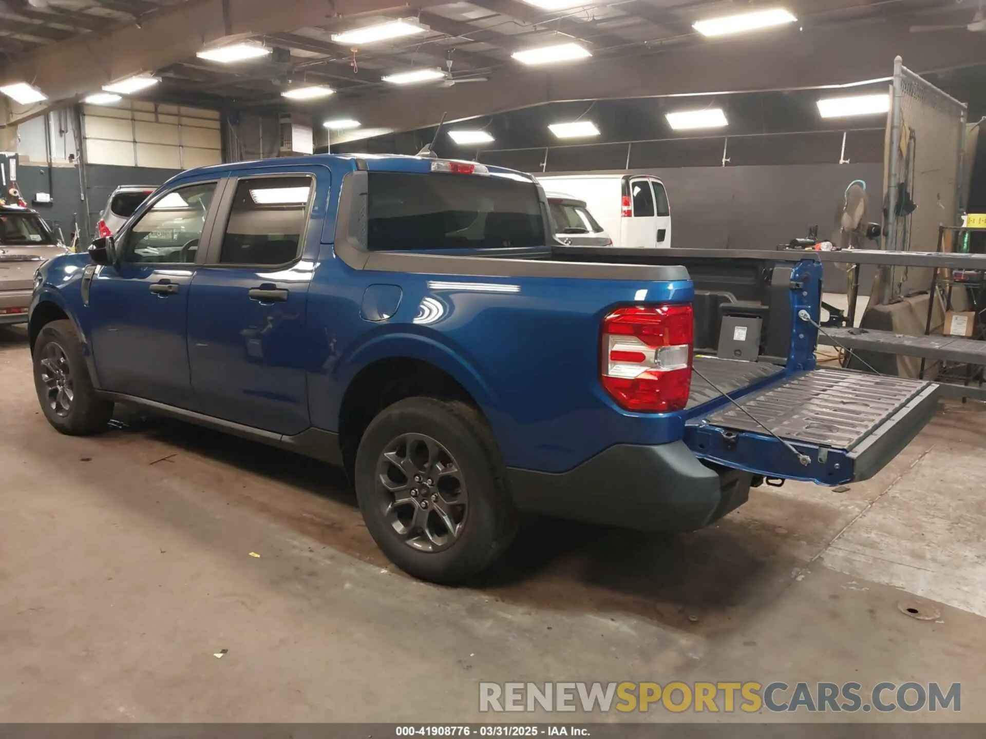 3 Photograph of a damaged car 3FTTW8H32RRA35113 FORD MAVERICK 2024