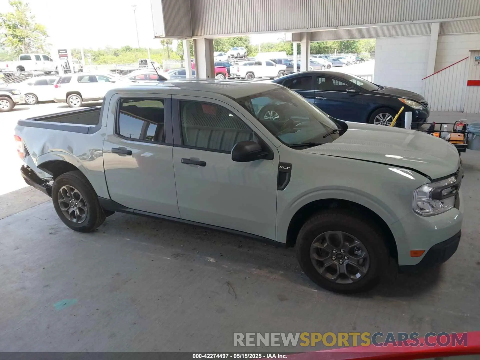 12 Photograph of a damaged car 3FTTW8H32RRB63643 FORD MAVERICK 2024