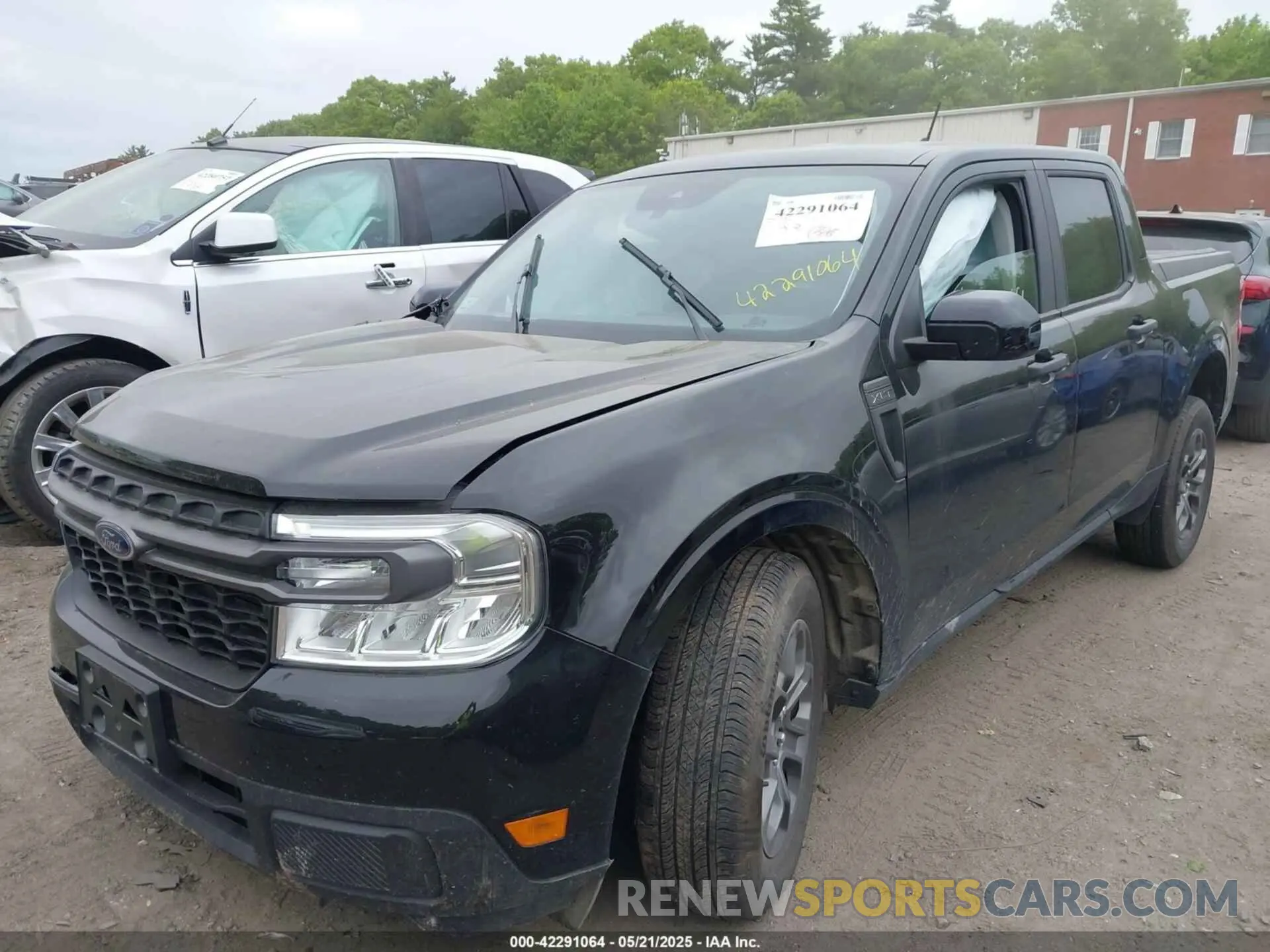 2 Photograph of a damaged car 3FTTW8H35RRA77730 FORD MAVERICK 2024