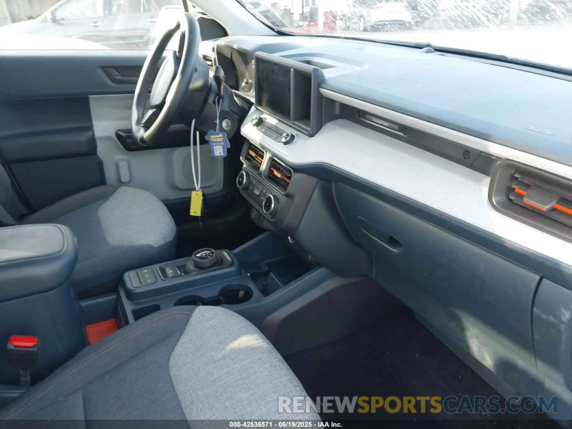 5 Photograph of a damaged car 3FTTW8H36RRB12775 FORD MAVERICK 2024