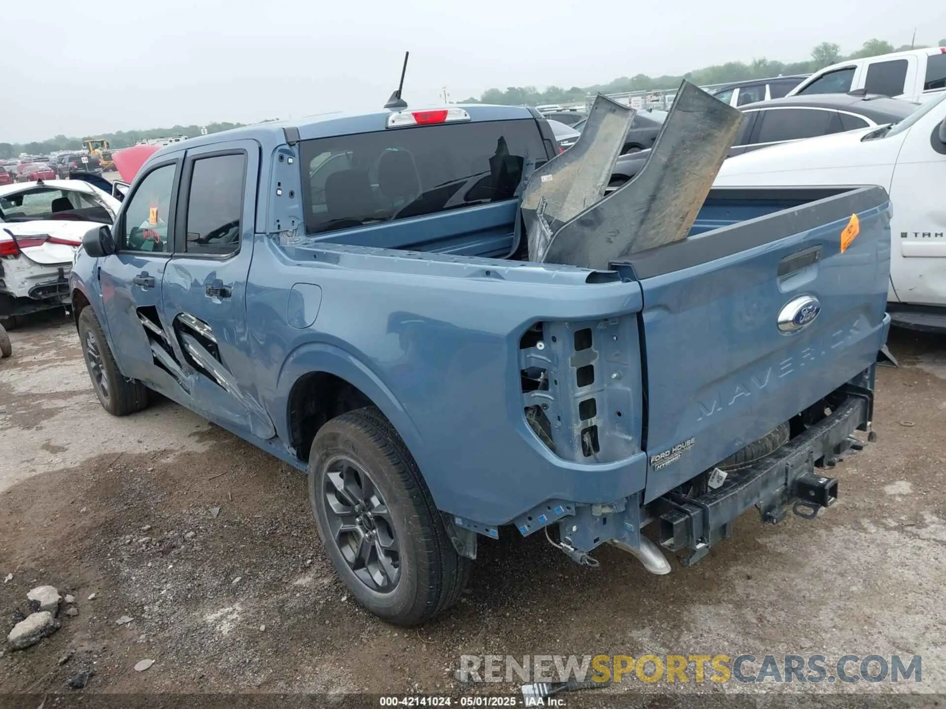 3 Photograph of a damaged car 3FTTW8H36RRB51317 FORD MAVERICK 2024