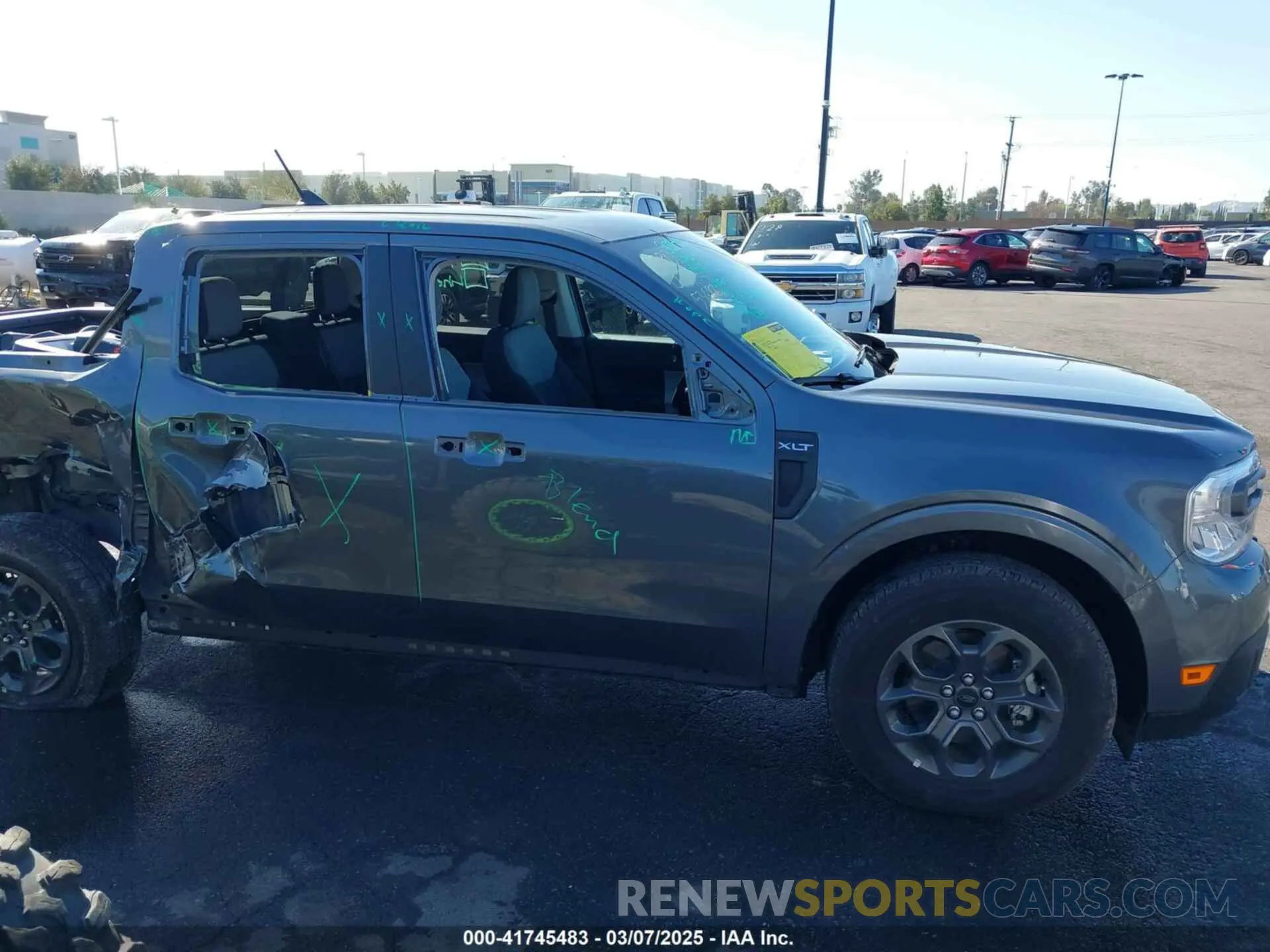 14 Photograph of a damaged car 3FTTW8H36RRB58588 FORD MAVERICK 2024