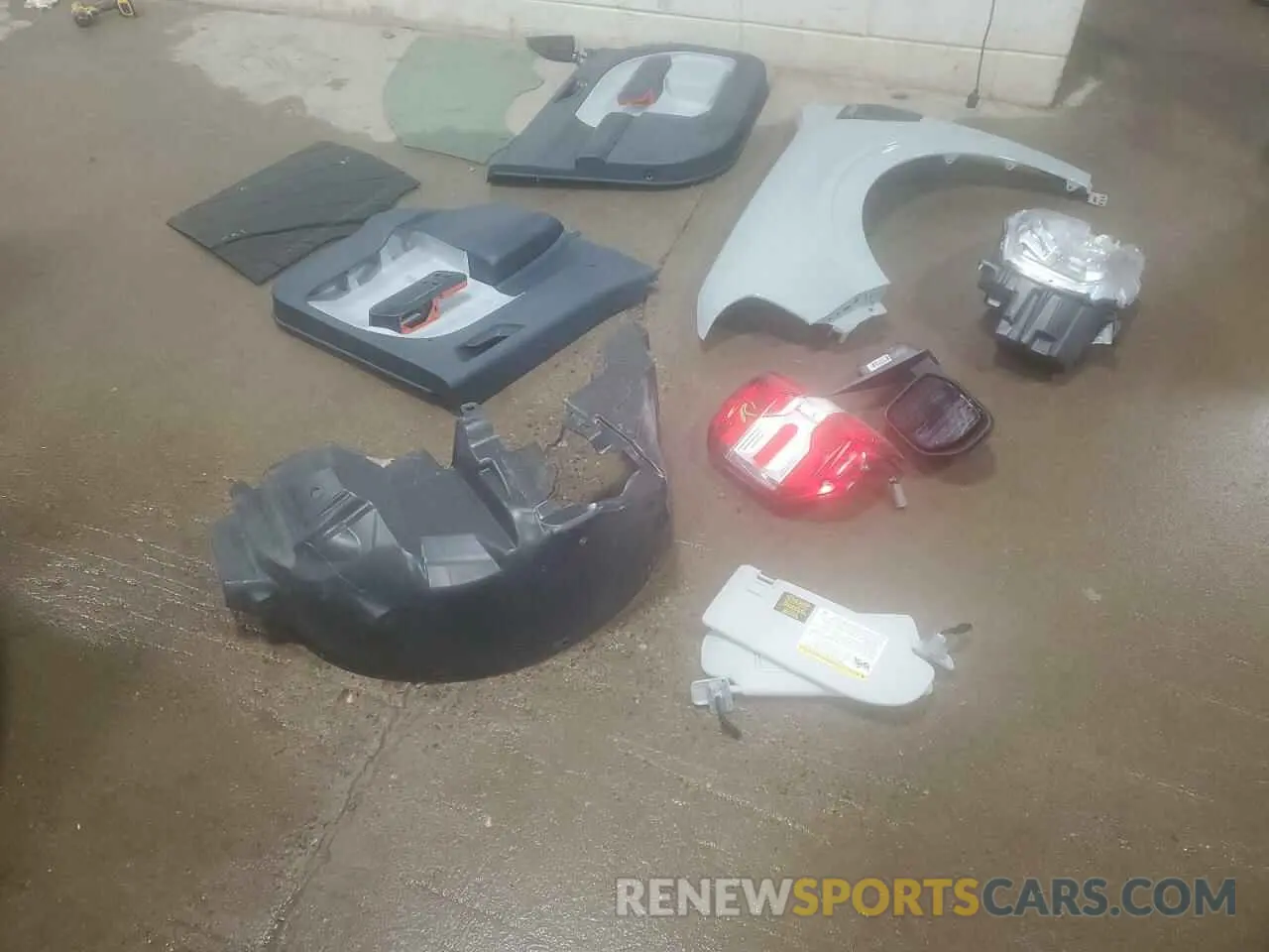 12 Photograph of a damaged car 3FTTW8H38RRA81366 FORD MAVERICK 2024