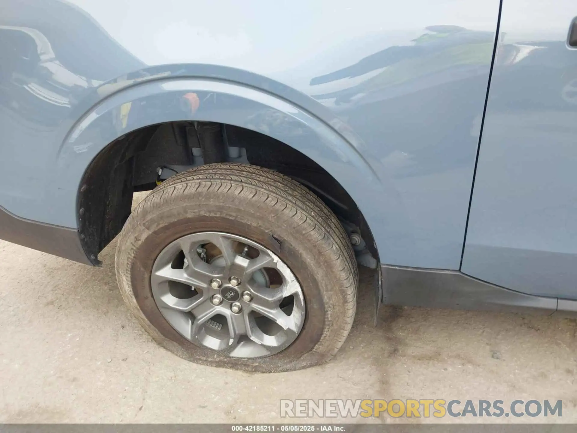 18 Photograph of a damaged car 3FTTW8H38RRB23485 FORD MAVERICK 2024