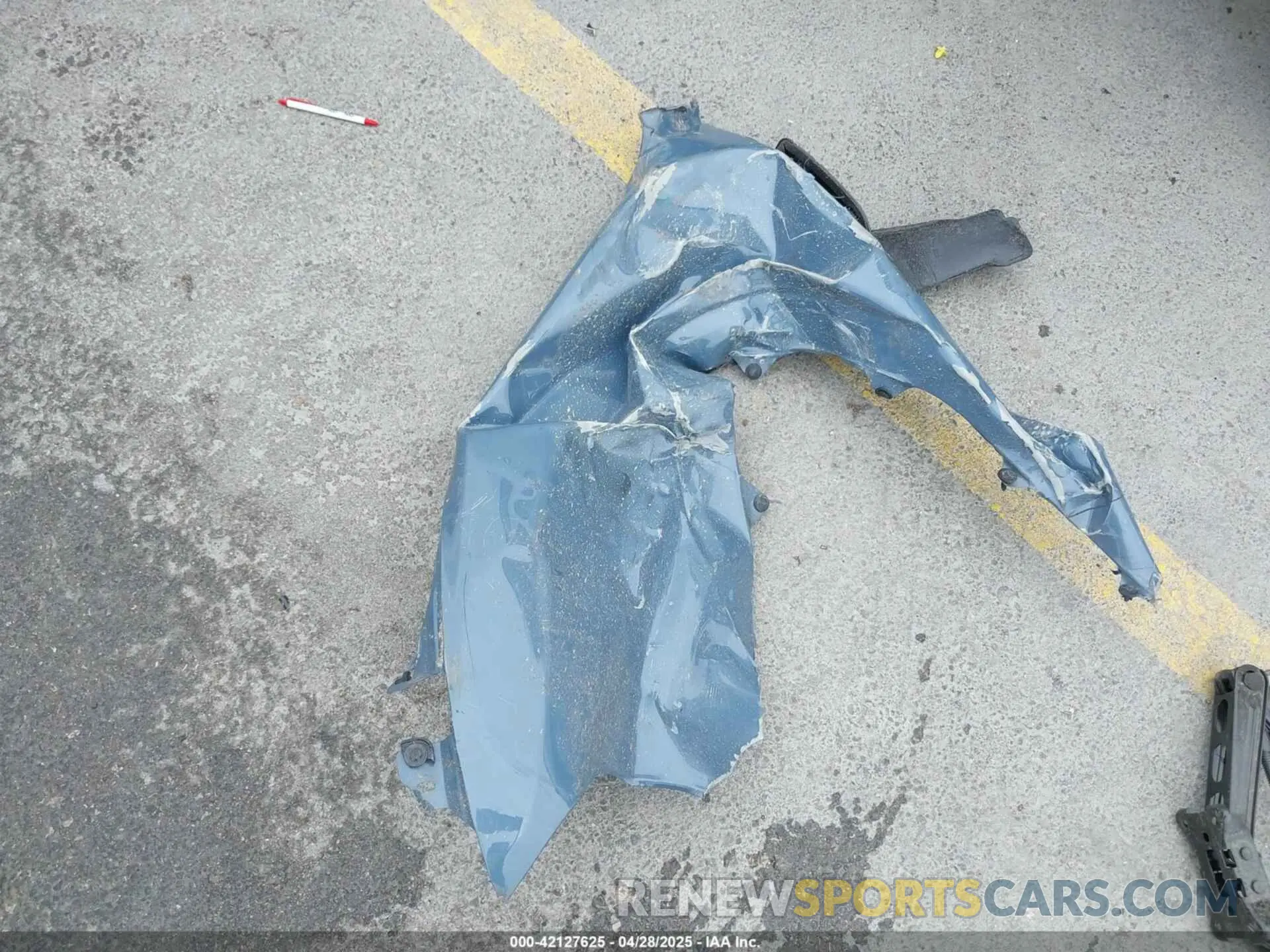 12 Photograph of a damaged car 3FTTW8H39RRB32227 FORD MAVERICK 2024
