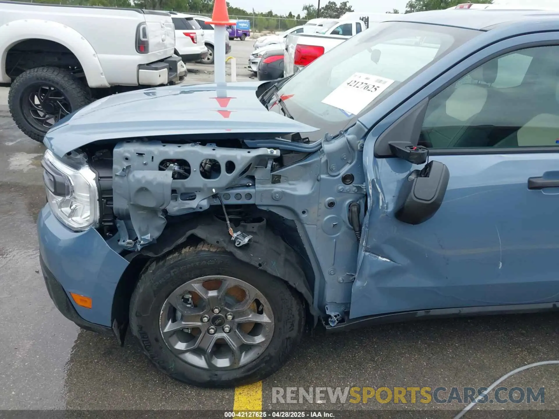 6 Photograph of a damaged car 3FTTW8H39RRB32227 FORD MAVERICK 2024