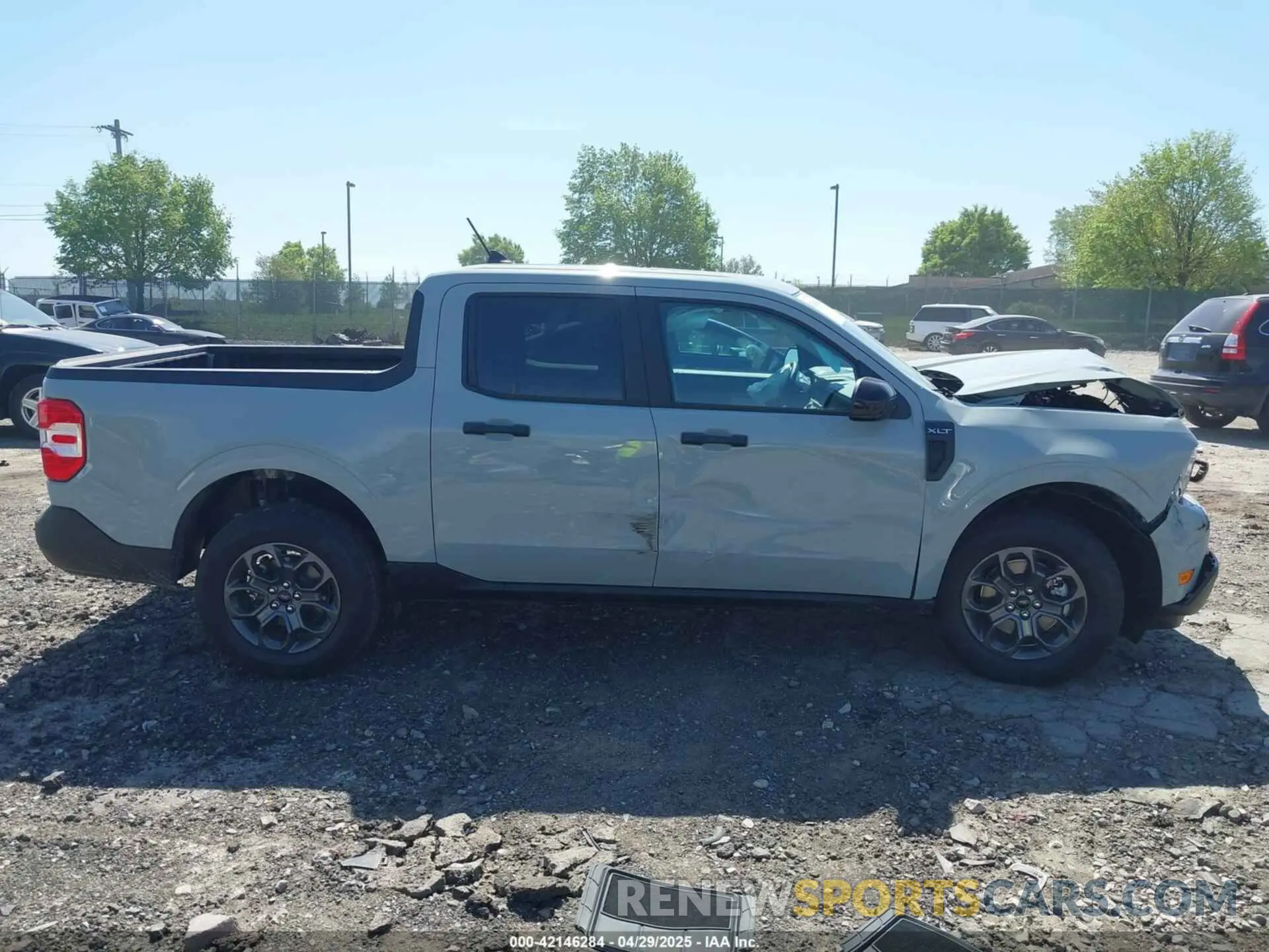 13 Photograph of a damaged car 3FTTW8H39RRB67771 FORD MAVERICK 2024
