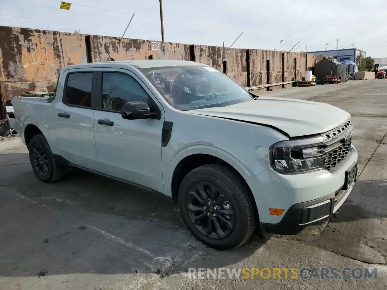 4 Photograph of a damaged car 3FTTW8H3XRRA33464 FORD MAVERICK 2024