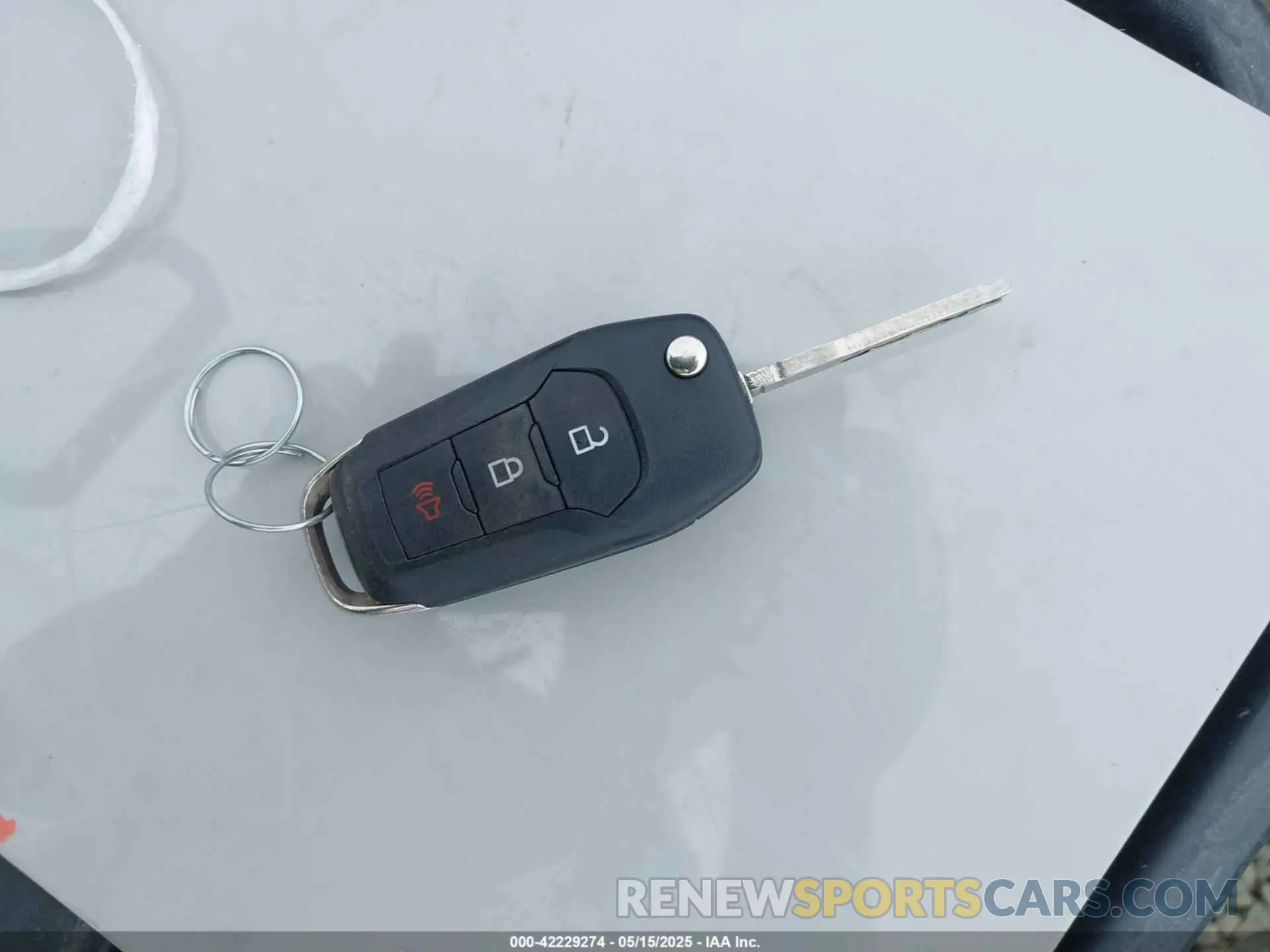 11 Photograph of a damaged car 3FTTW8J92RRA72046 FORD MAVERICK 2024