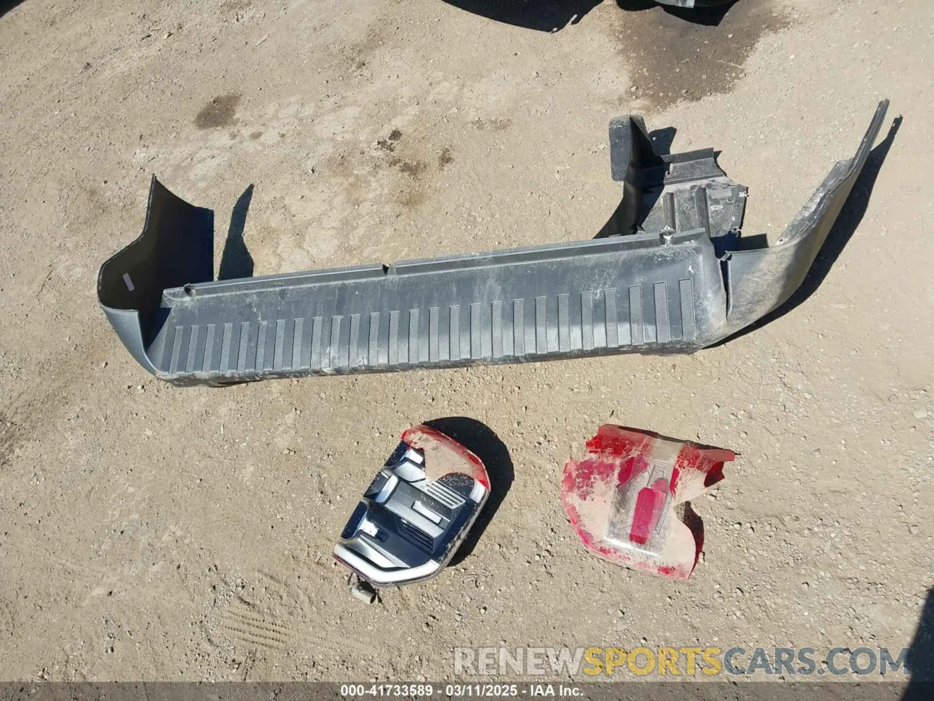 12 Photograph of a damaged car 3FTTW8J94RRA69360 FORD MAVERICK 2024