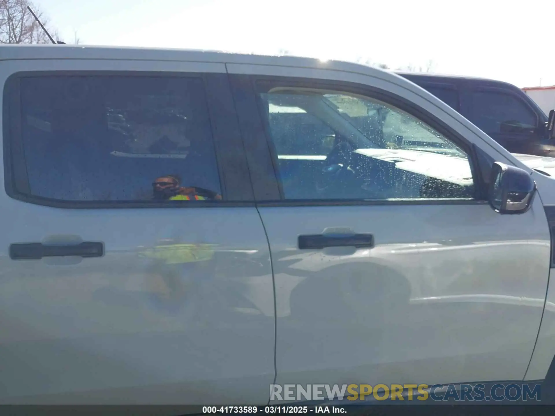 14 Photograph of a damaged car 3FTTW8J94RRA69360 FORD MAVERICK 2024