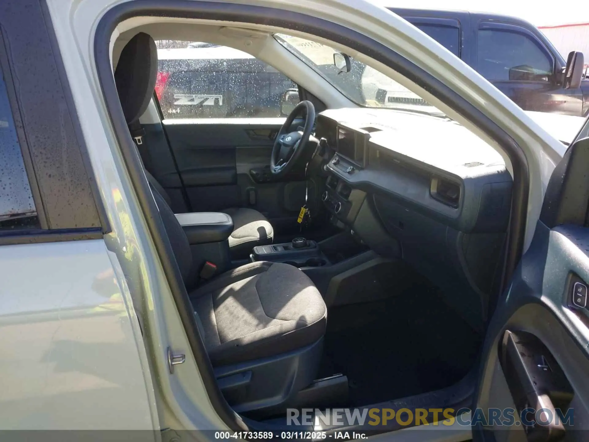 5 Photograph of a damaged car 3FTTW8J94RRA69360 FORD MAVERICK 2024