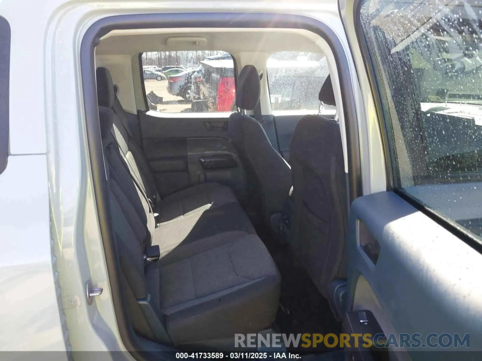 8 Photograph of a damaged car 3FTTW8J94RRA69360 FORD MAVERICK 2024