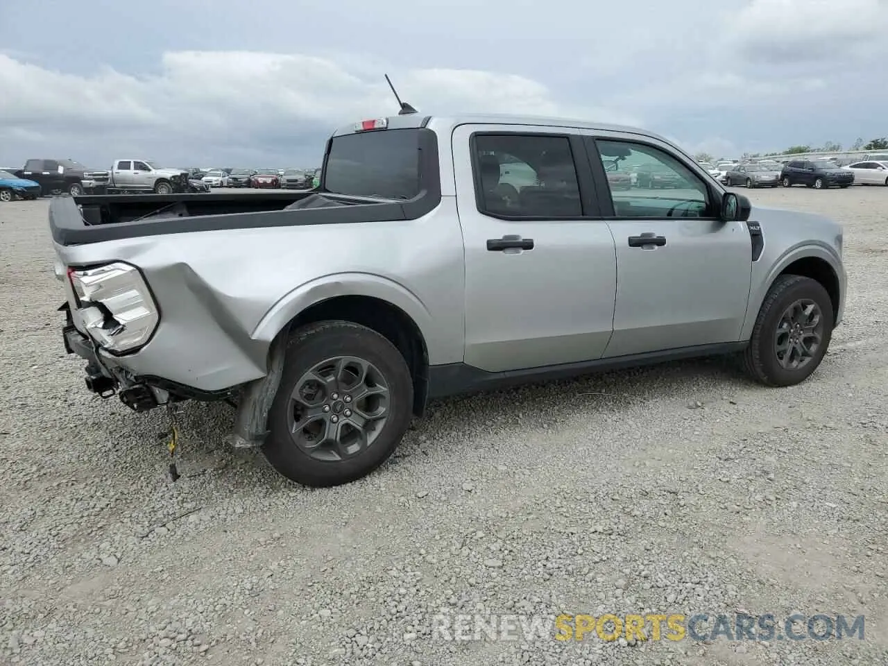 3 Photograph of a damaged car 3FTTW8J94RRA74655 FORD MAVERICK 2024