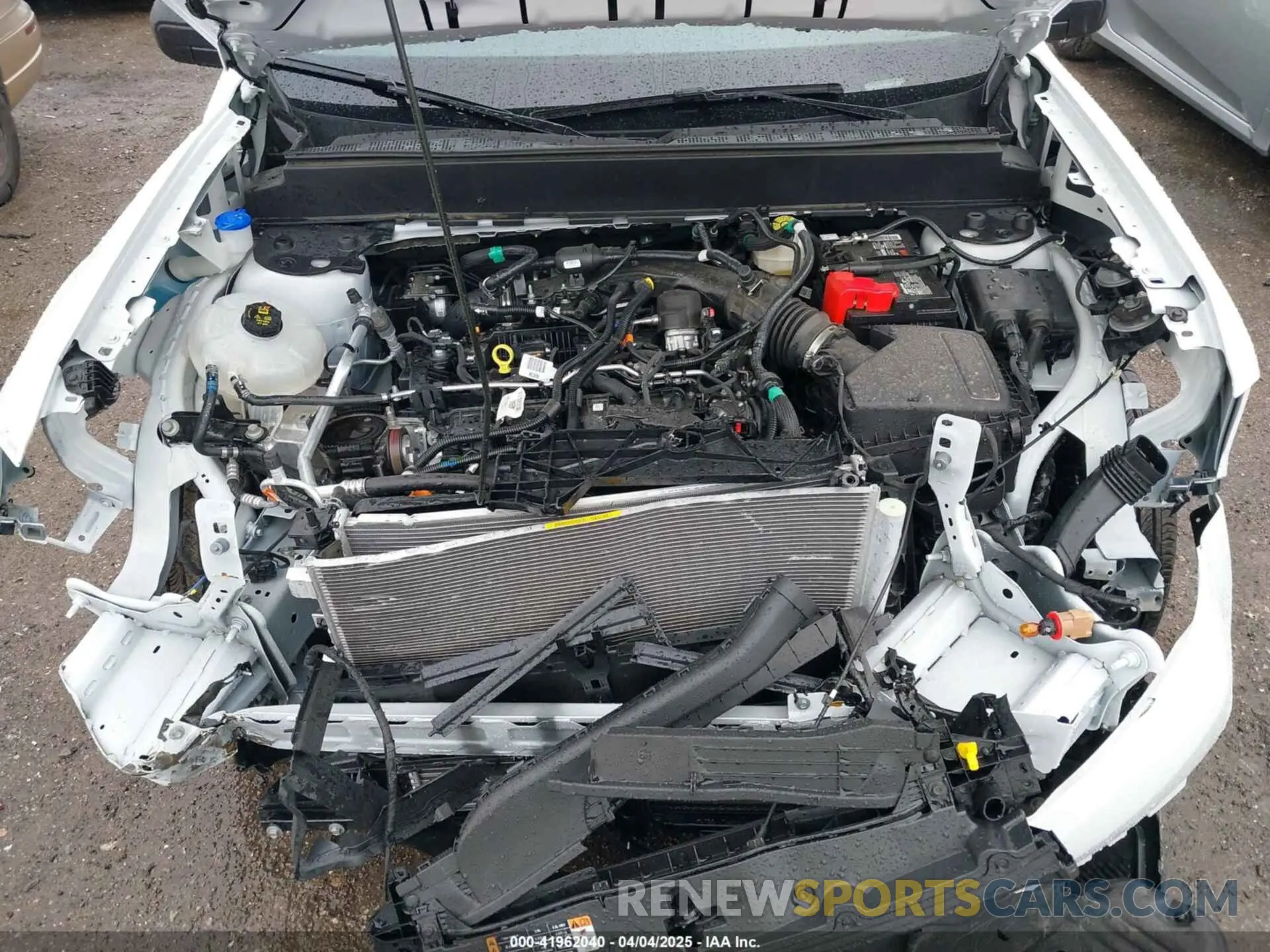 10 Photograph of a damaged car 3FTTW8J94RRB40587 FORD MAVERICK 2024