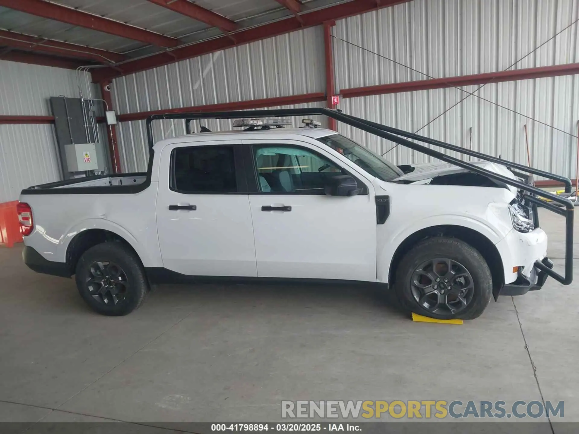 13 Photograph of a damaged car 3FTTW8J95RRA82506 FORD MAVERICK 2024