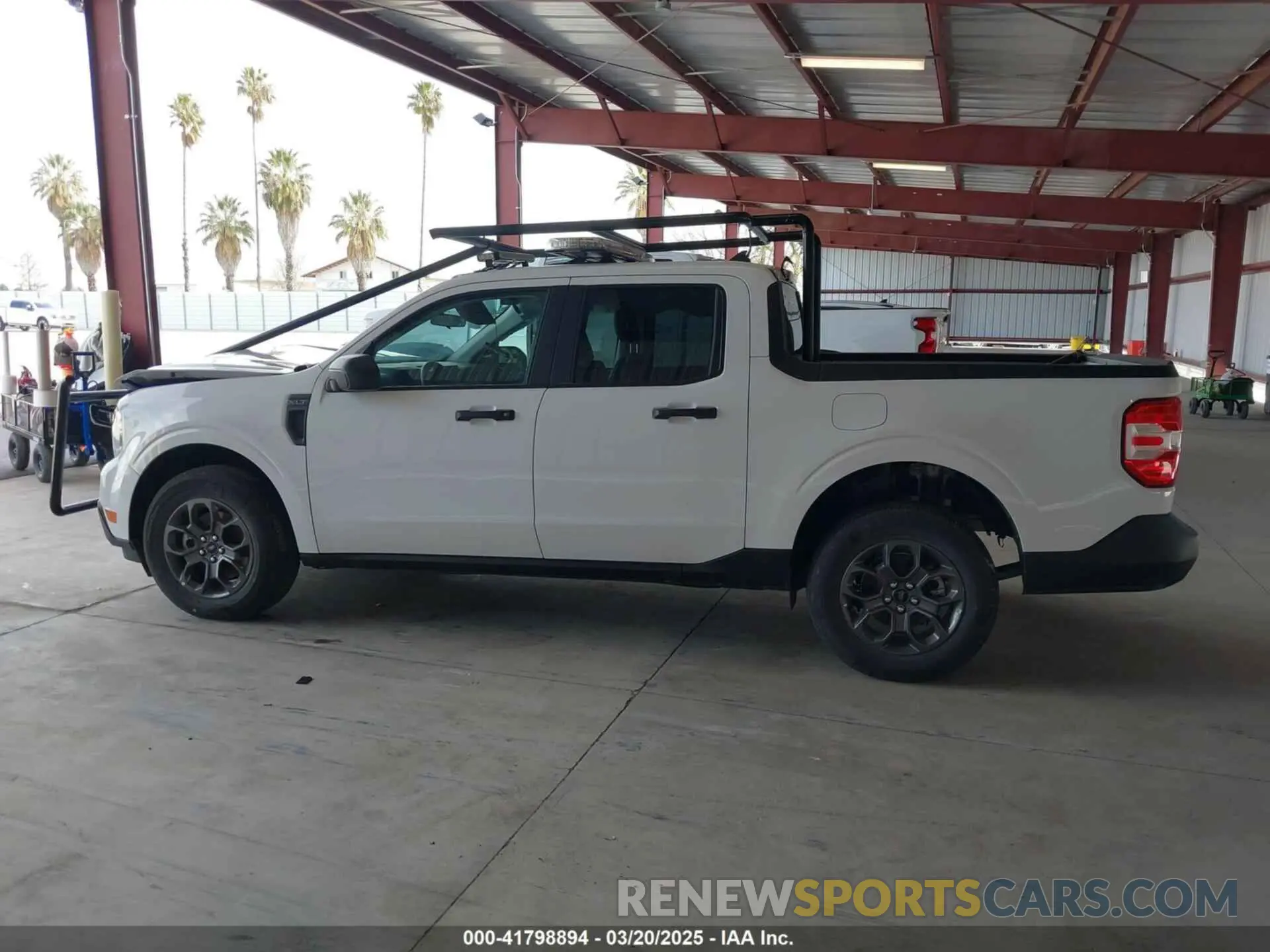 14 Photograph of a damaged car 3FTTW8J95RRA82506 FORD MAVERICK 2024