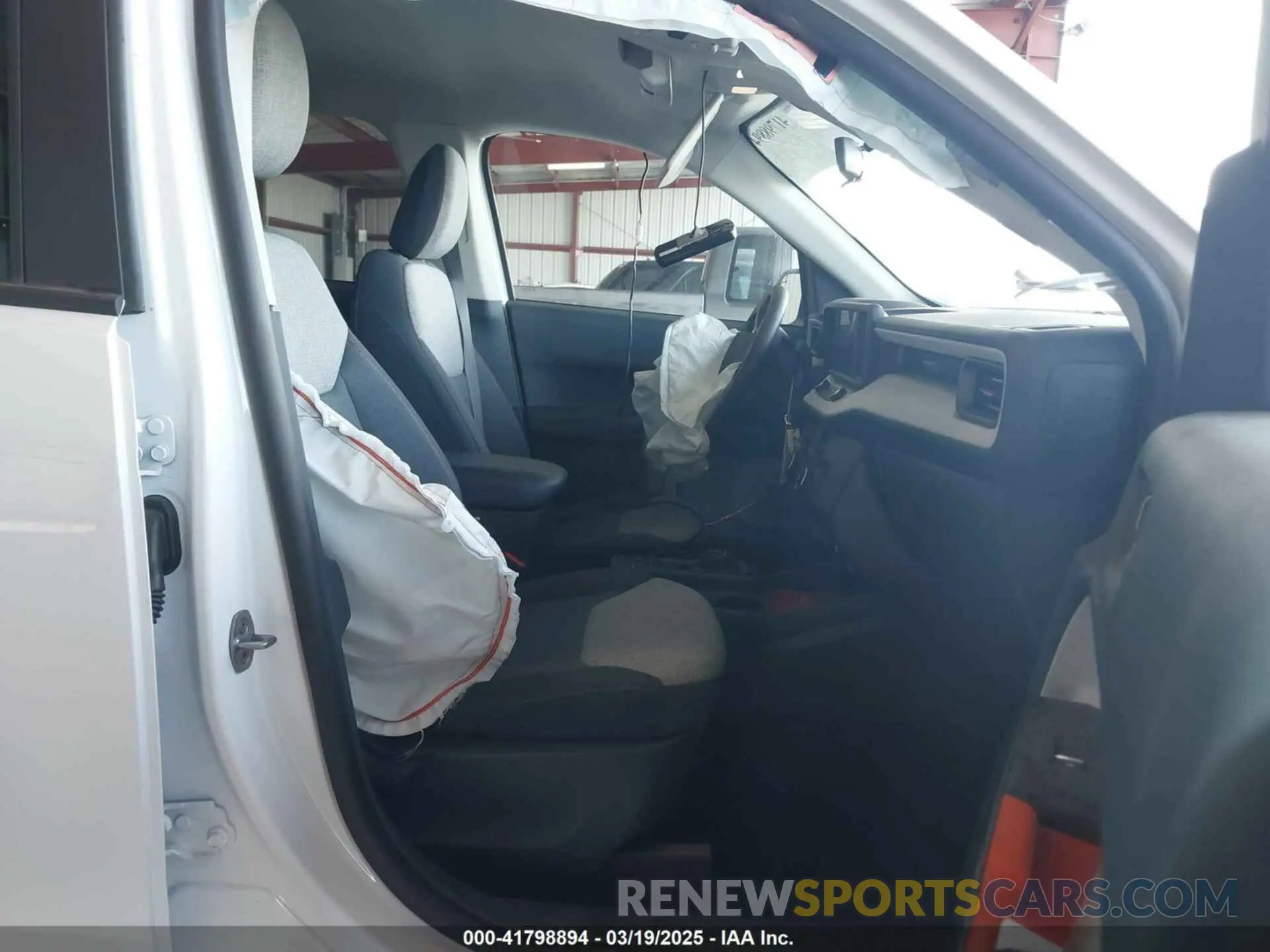 5 Photograph of a damaged car 3FTTW8J95RRA82506 FORD MAVERICK 2024