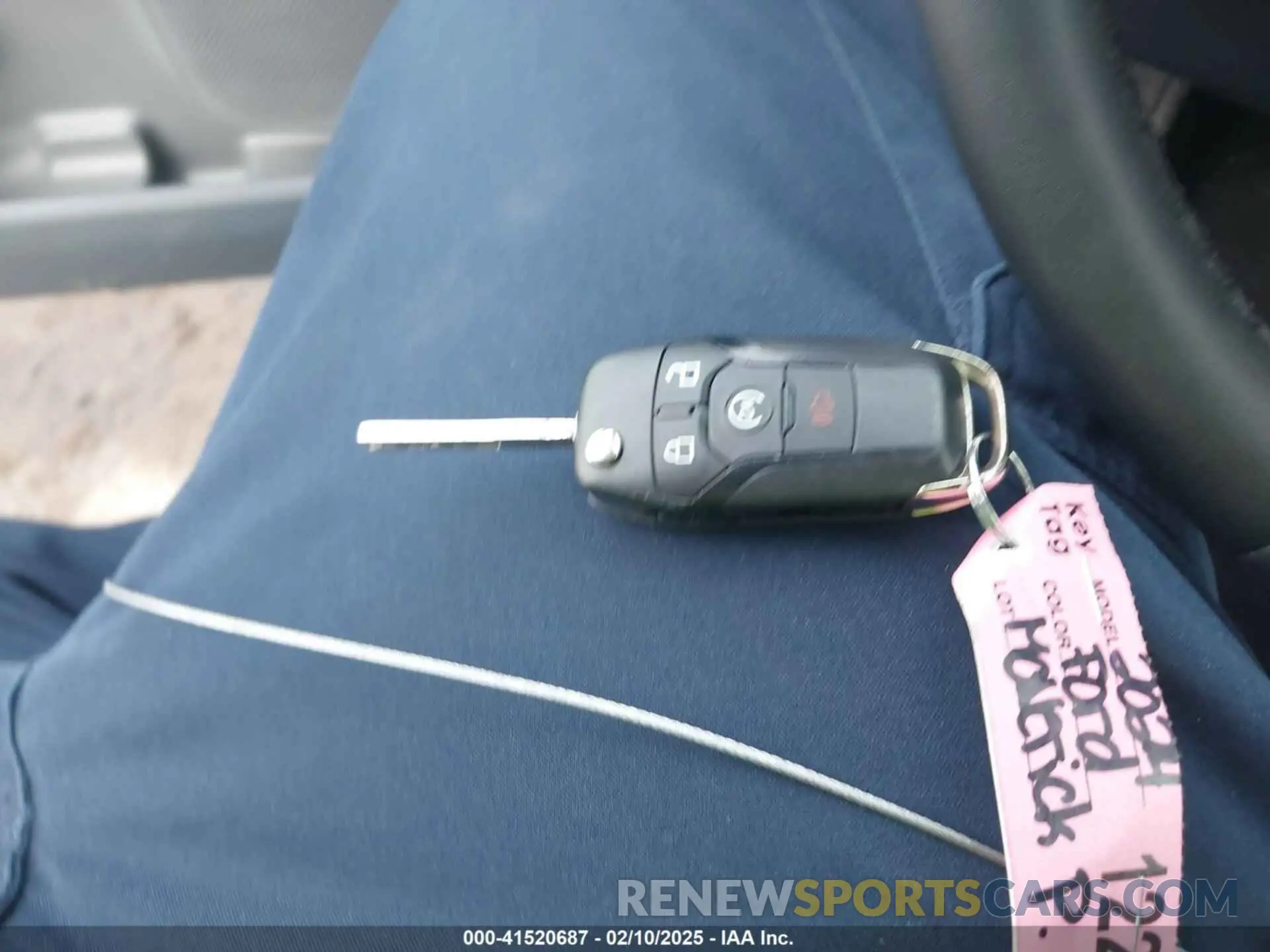 11 Photograph of a damaged car 3FTTW8J96RRA05949 FORD MAVERICK 2024