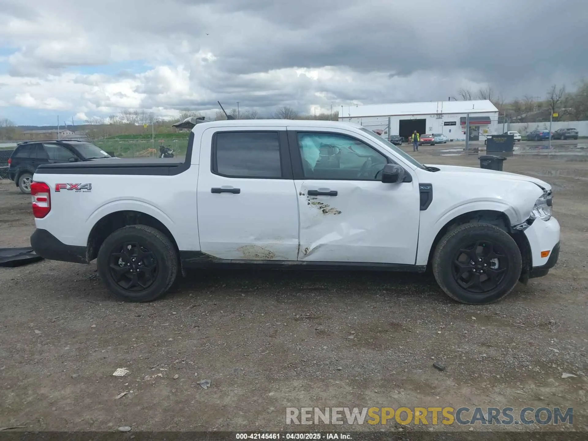 13 Photograph of a damaged car 3FTTW8J96RRB80203 FORD MAVERICK 2024