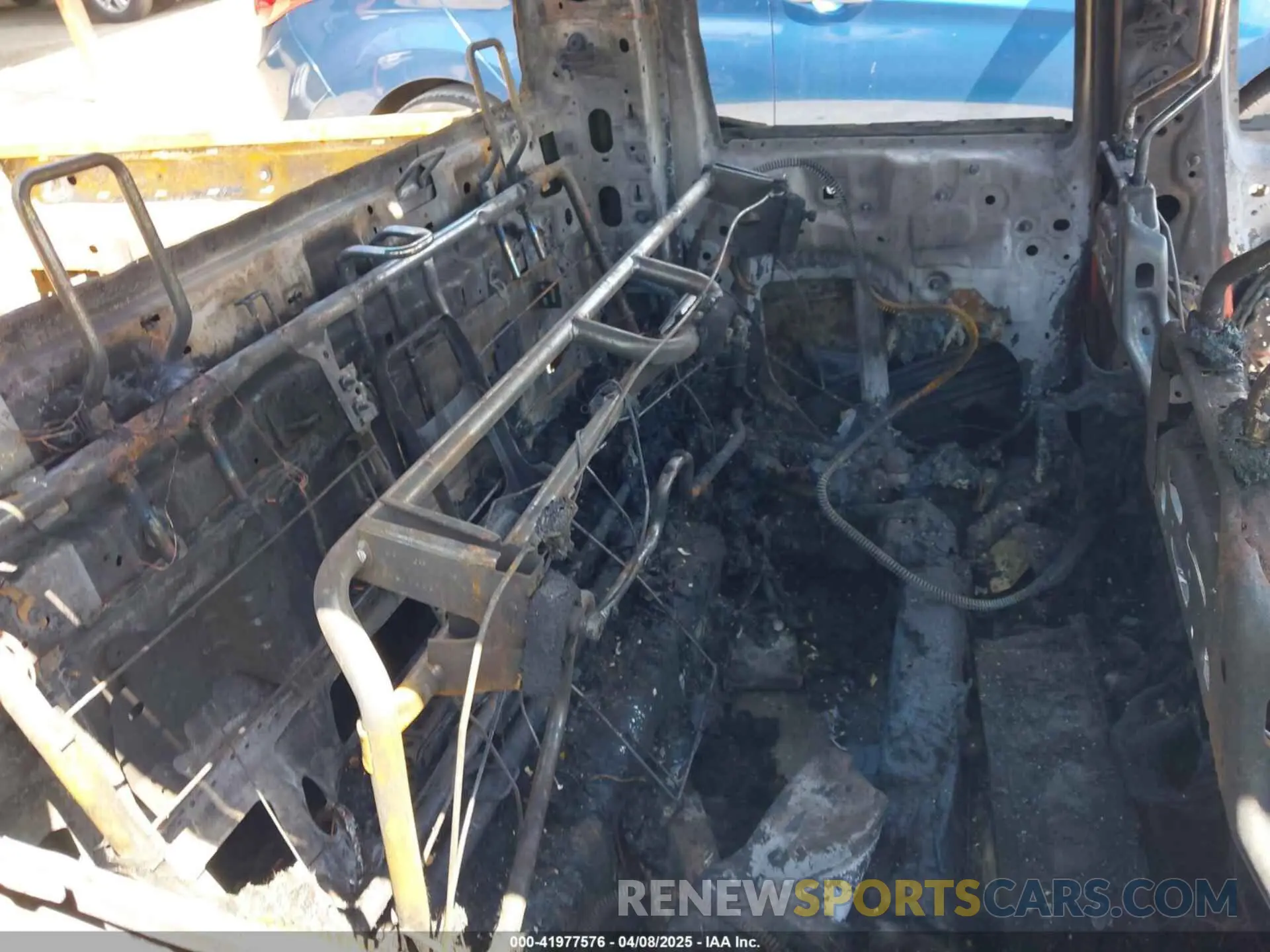 8 Photograph of a damaged car 3FTTW8J97RRA27734 FORD MAVERICK 2024