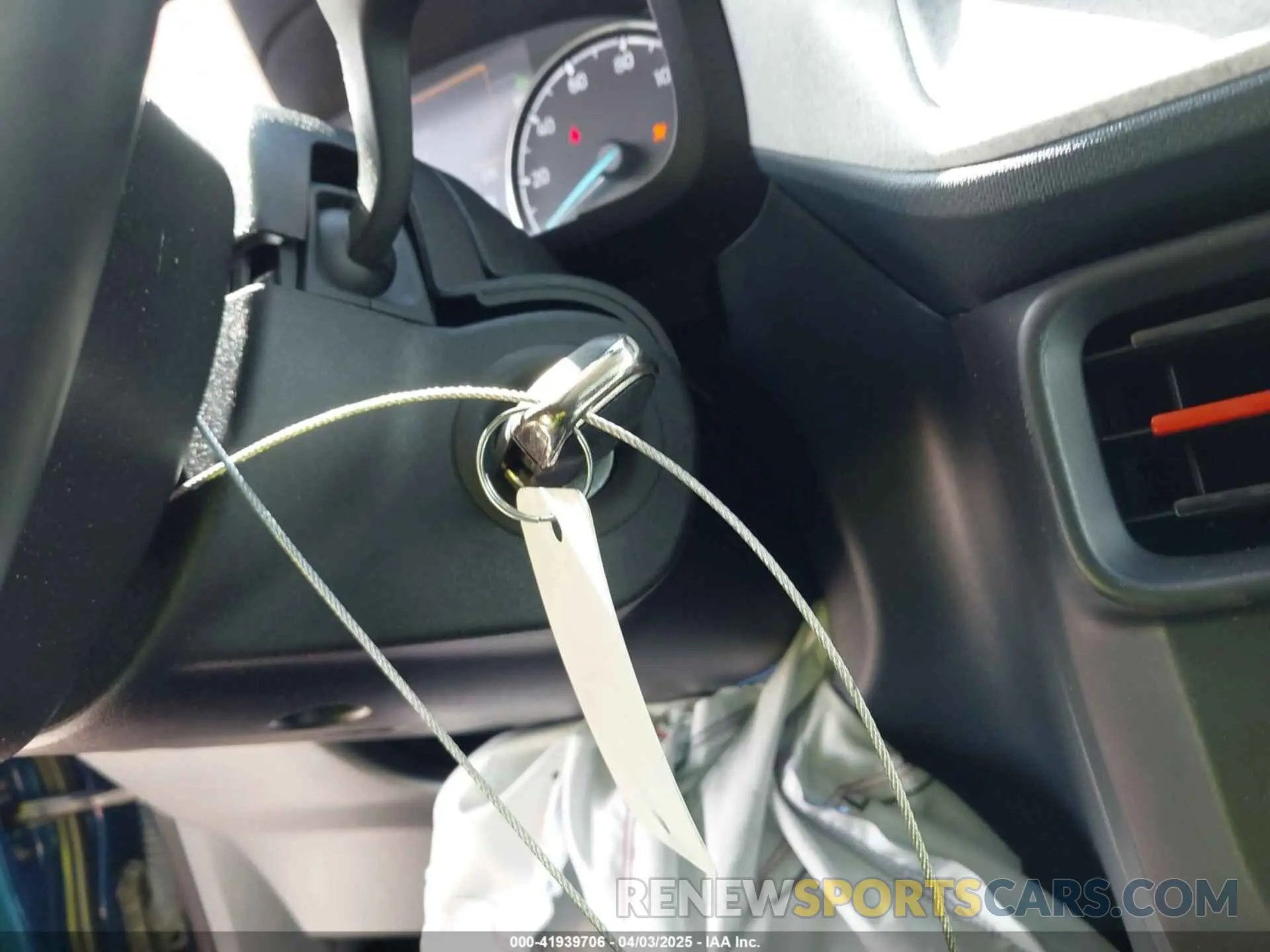 11 Photograph of a damaged car 3FTTW8J97RRB15408 FORD MAVERICK 2024