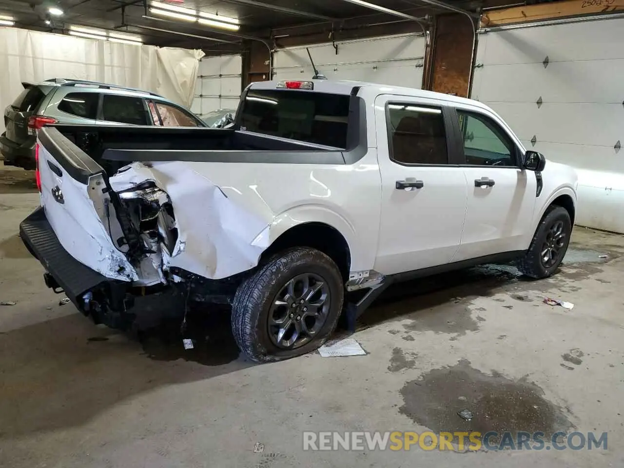 3 Photograph of a damaged car 3FTTW8J97RRB43712 FORD MAVERICK 2024