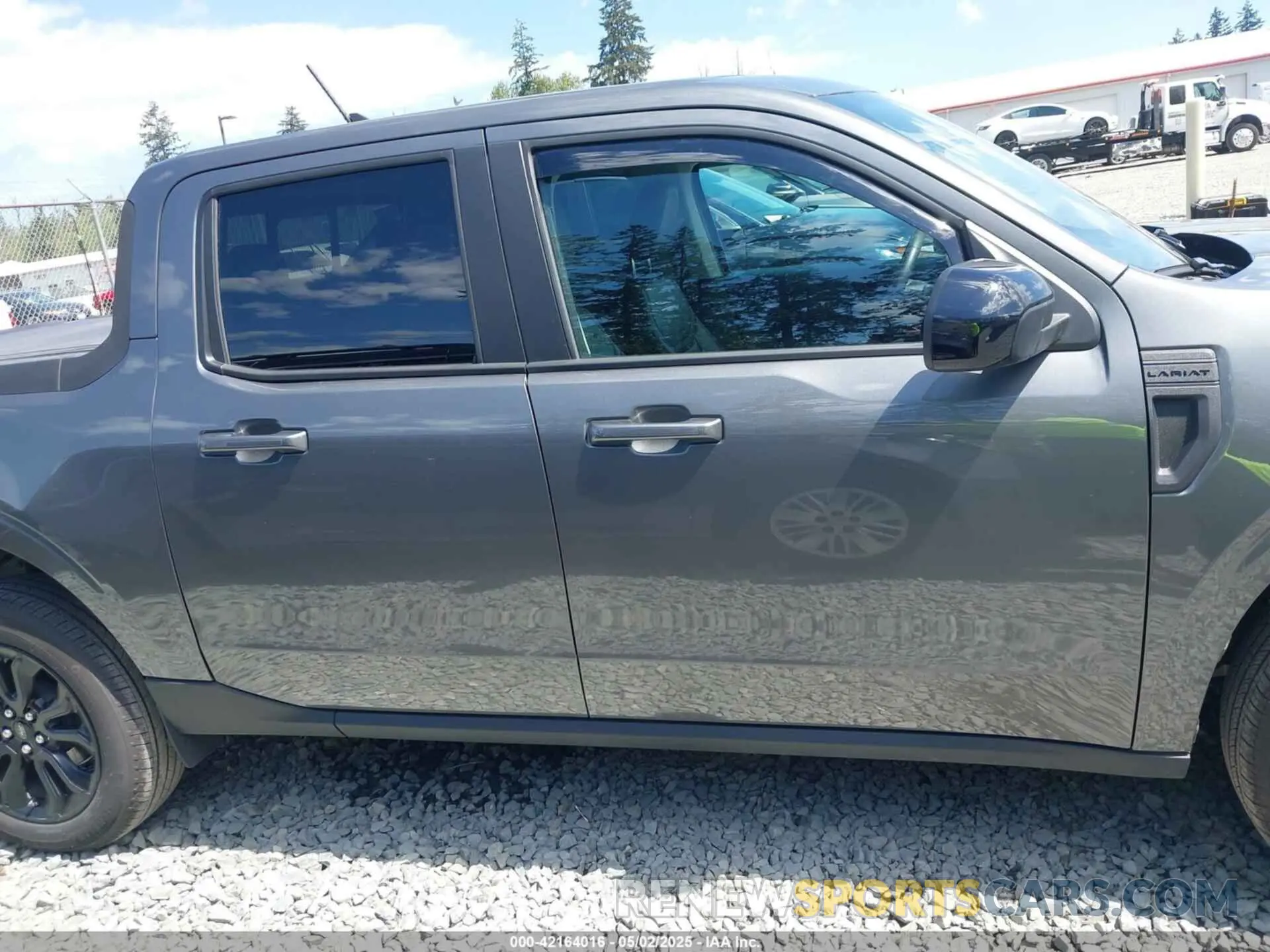 13 Photograph of a damaged car 3FTTW8M36RRB78409 FORD MAVERICK 2024