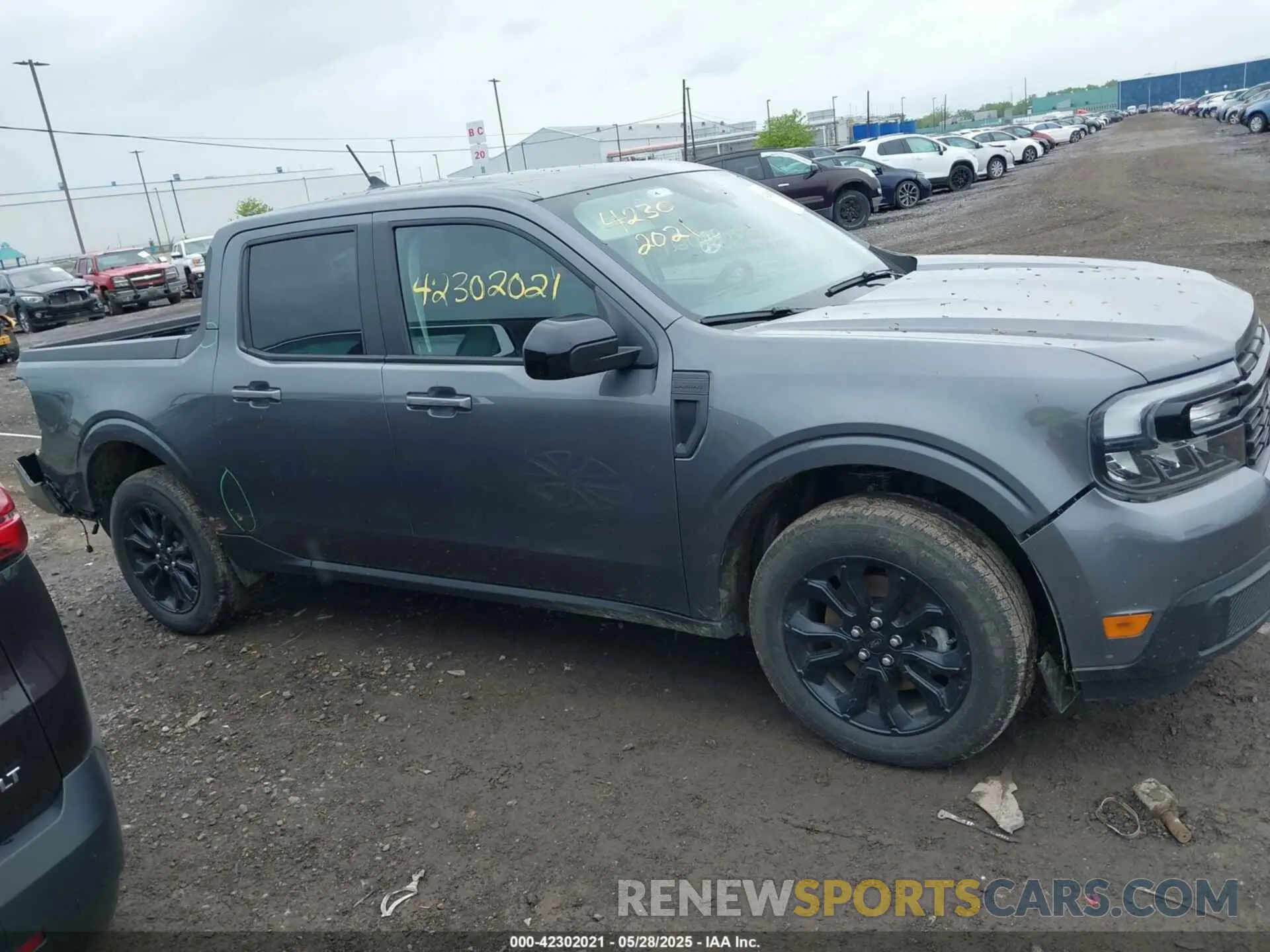 13 Photograph of a damaged car 3FTTW8M38RRB49056 FORD MAVERICK 2024