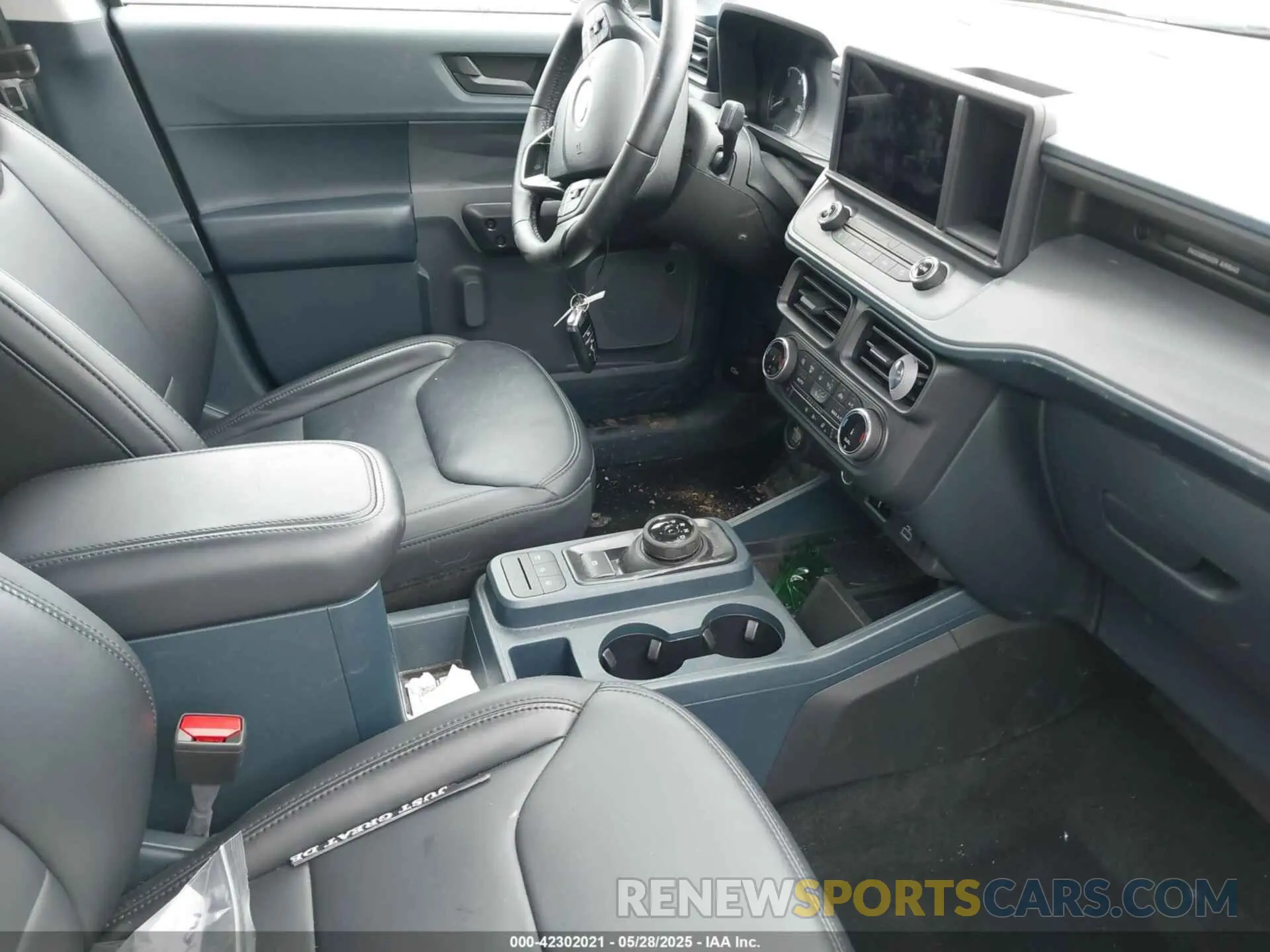 5 Photograph of a damaged car 3FTTW8M38RRB49056 FORD MAVERICK 2024
