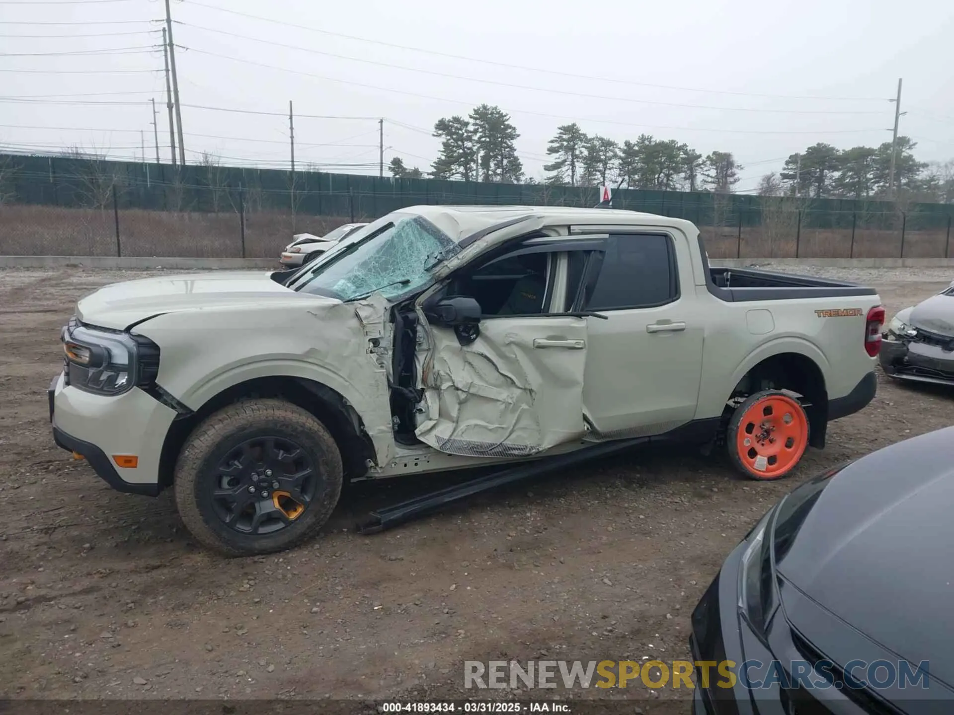 14 Photograph of a damaged car 3FTTW8R93RRB48216 FORD MAVERICK 2024