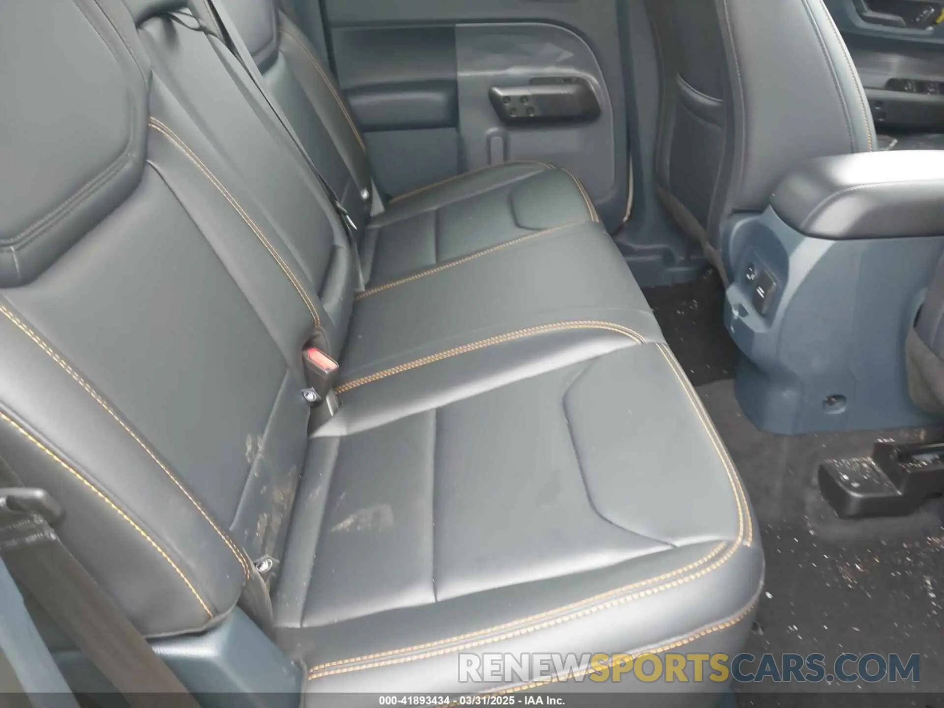 8 Photograph of a damaged car 3FTTW8R93RRB48216 FORD MAVERICK 2024