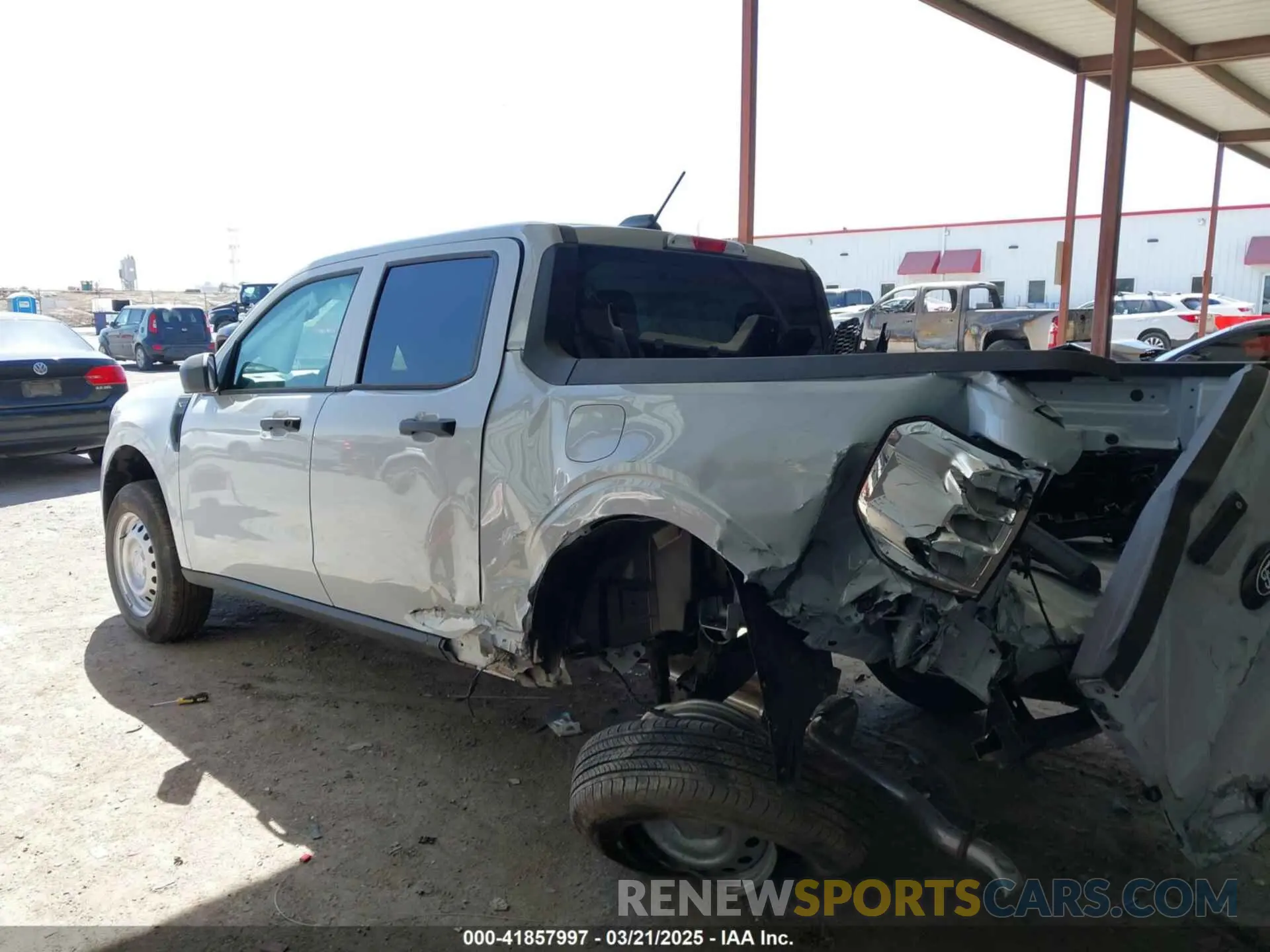 3 Photograph of a damaged car 3FTTW8A30SRA35448 FORD MAVERICK 2025