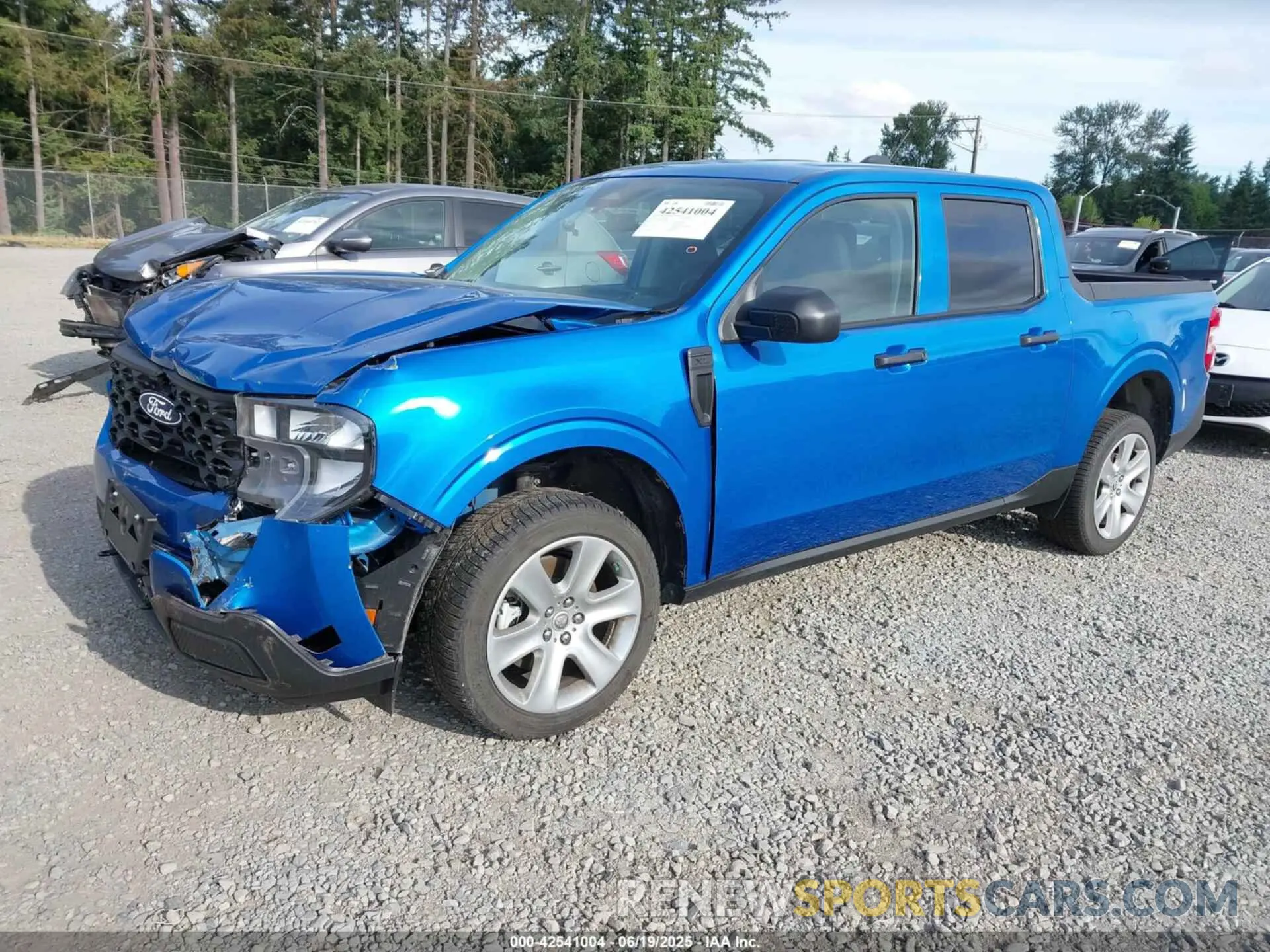2 Photograph of a damaged car 3FTTW8B39SRA09588 FORD MAVERICK 2025