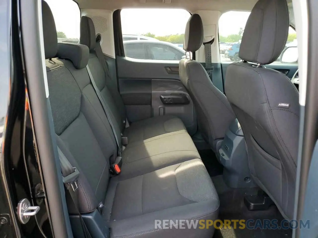 11 Photograph of a damaged car 3FTTW8BA4SRA32517 FORD MAVERICK 2025