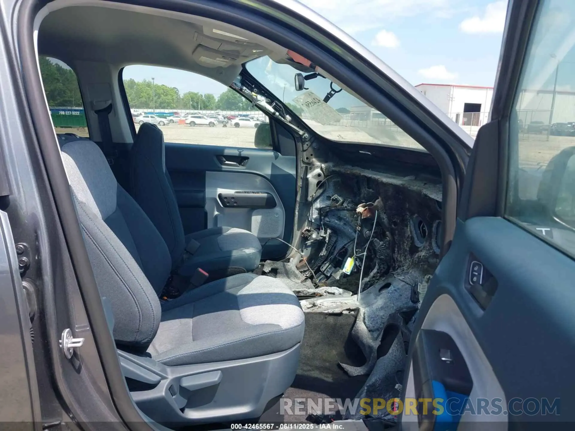 5 Photograph of a damaged car 3FTTW8H30SRA26450 FORD MAVERICK 2025