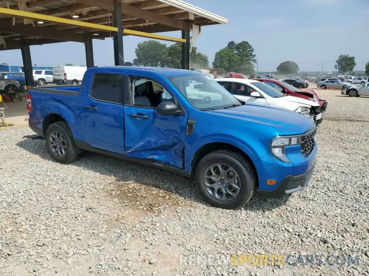 4 Photograph of a damaged car 3FTTW8H32SRA27664 FORD MAVERICK 2025