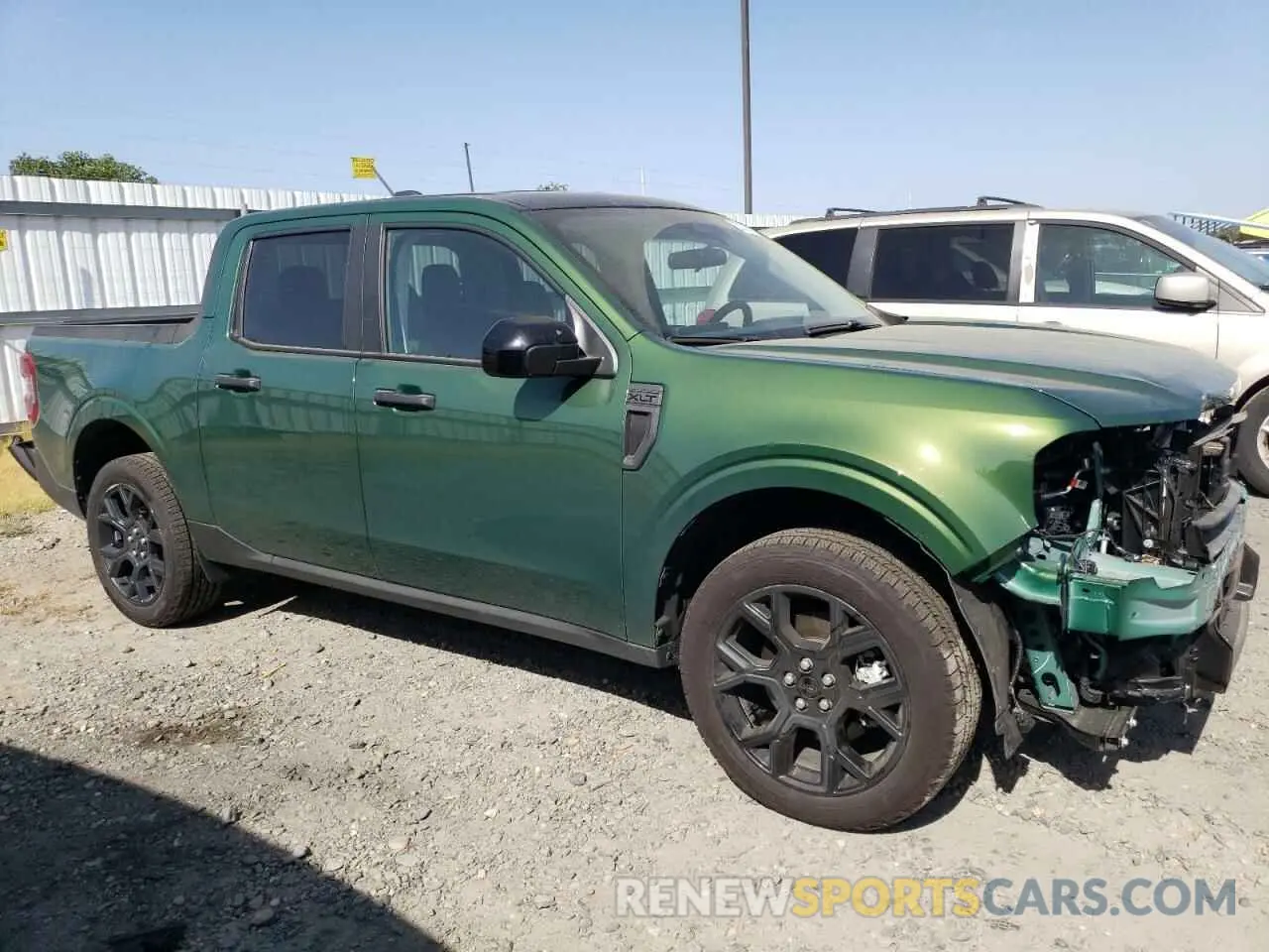 4 Photograph of a damaged car 3FTTW8JA3SRA29190 FORD MAVERICK 2025