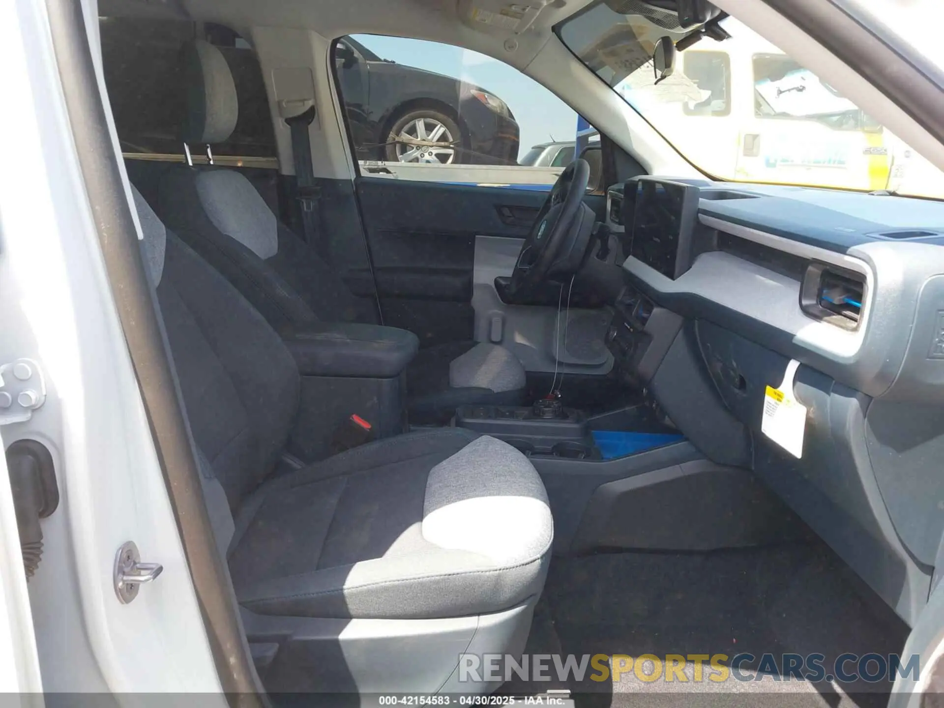 5 Photograph of a damaged car 3FTTW8JA6SRA12562 FORD MAVERICK 2025