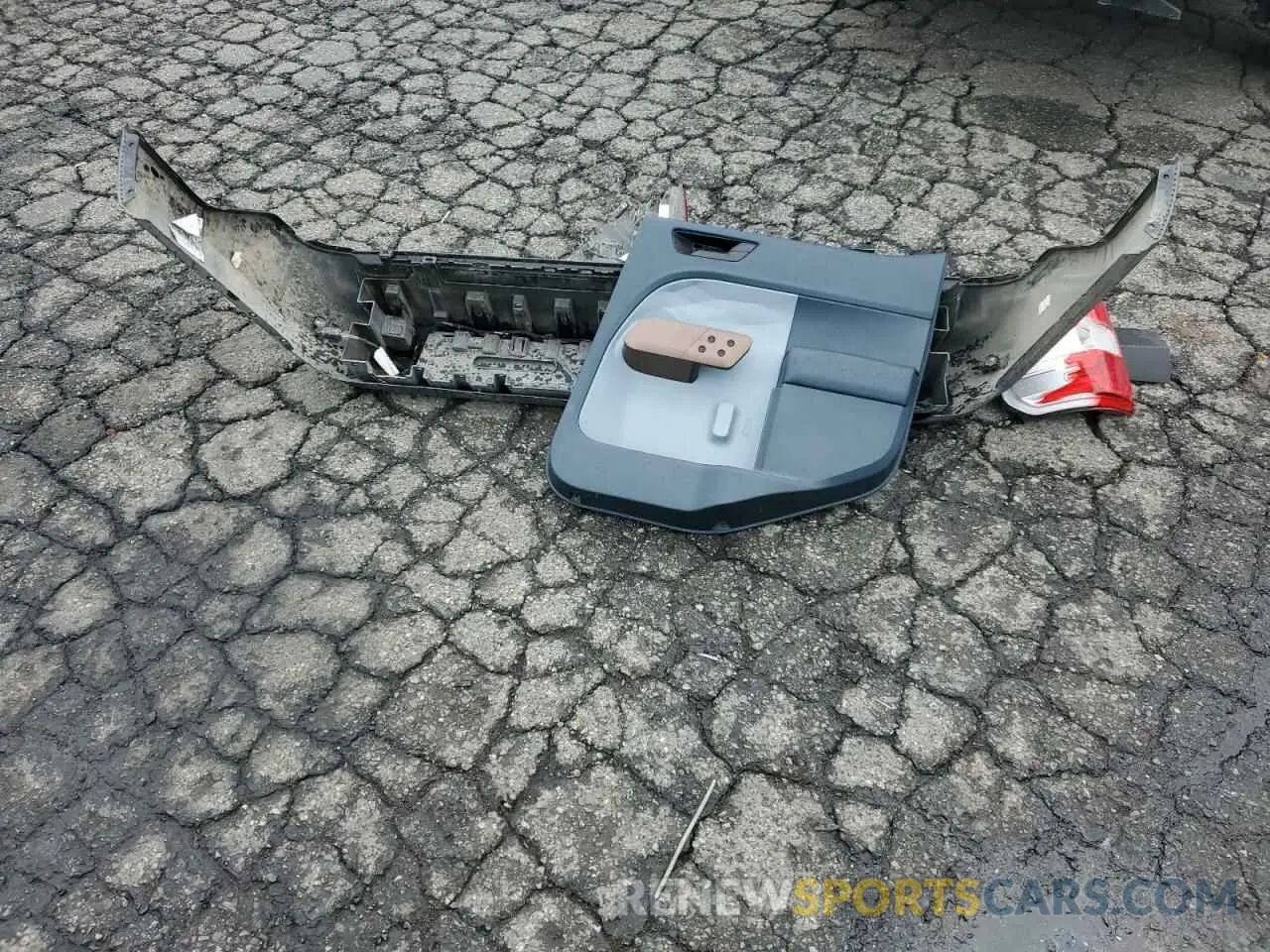 12 Photograph of a damaged car 3FTTW8M37RRA12836 FORD MAVERICK L 2024