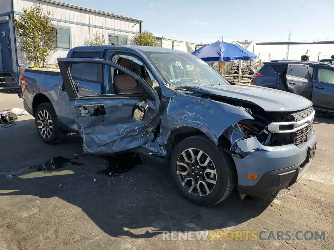 4 Photograph of a damaged car 3FTTW8M38RRA42623 FORD MAVERICK L 2024