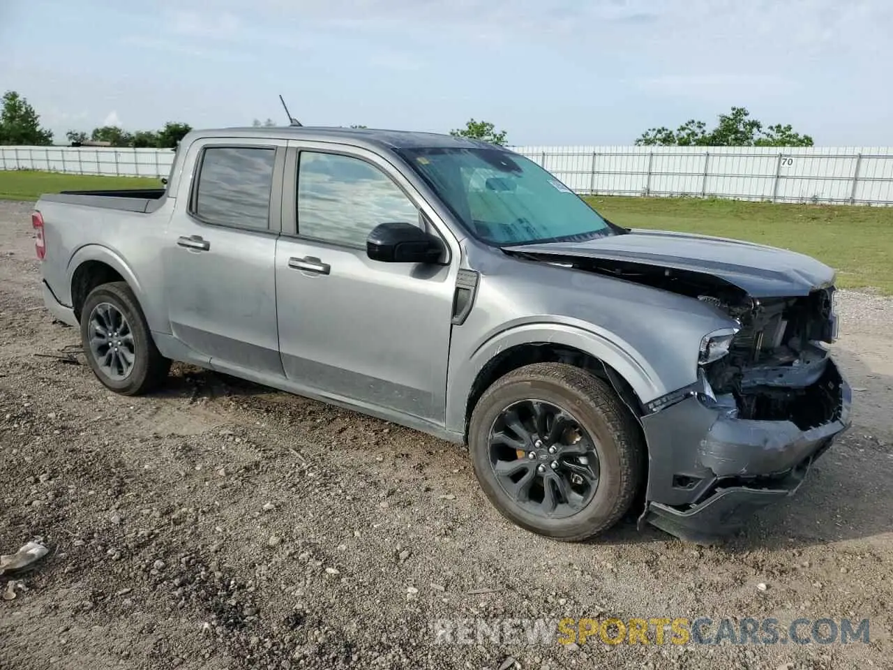 4 Photograph of a damaged car 3FTTW8M3XRRA85098 FORD MAVERICK L 2024