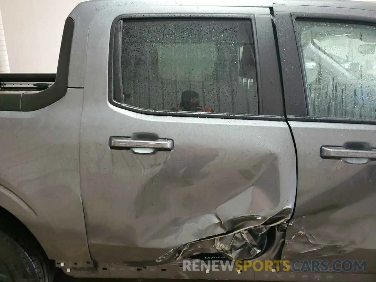 10 Photograph of a damaged car 3FTTW8S9XRRA58989 FORD MAVERICK L 2024