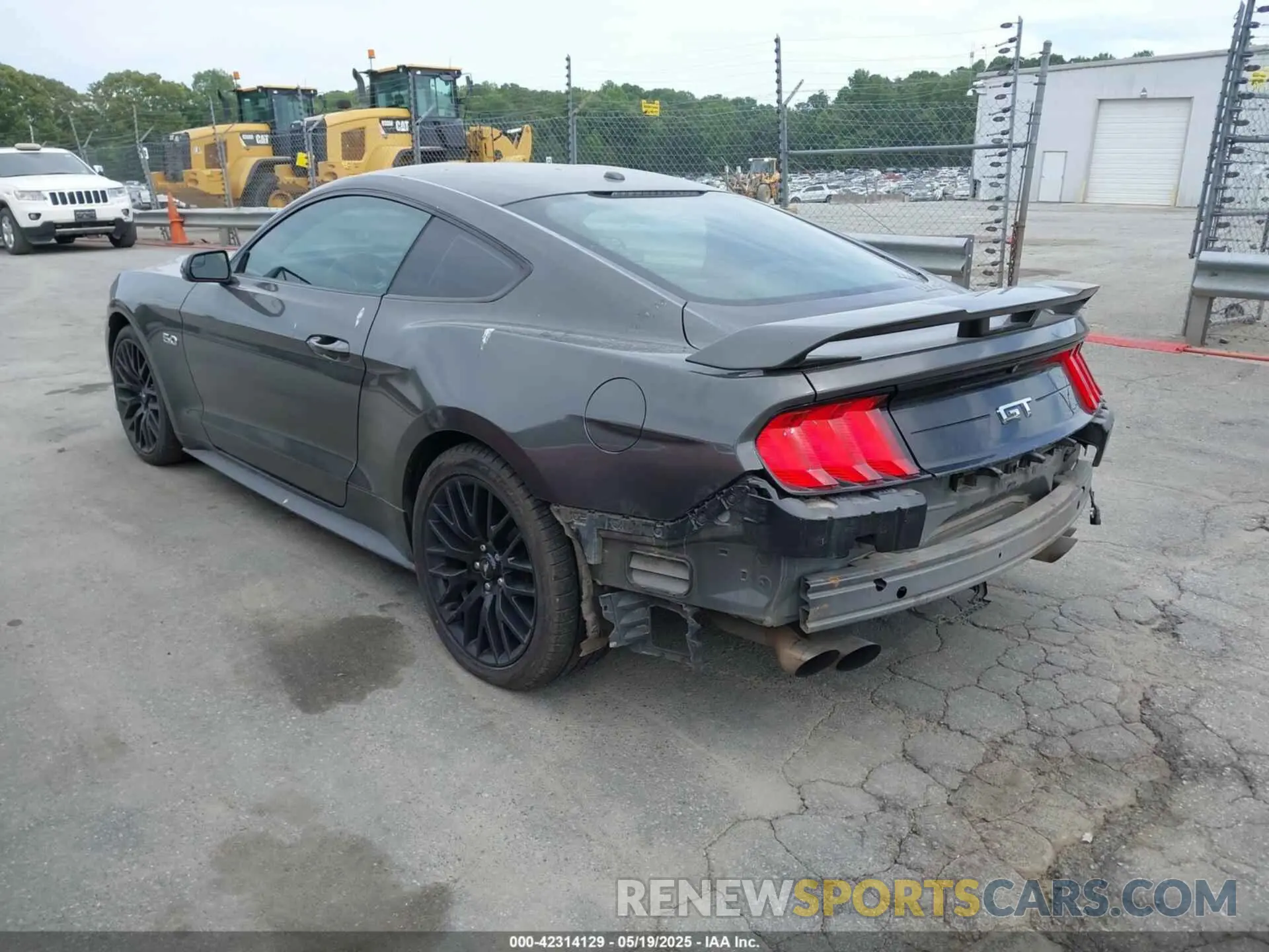 3 Photograph of a damaged car 1FA6P8CF0K5124320 FORD MUSTANG 2019