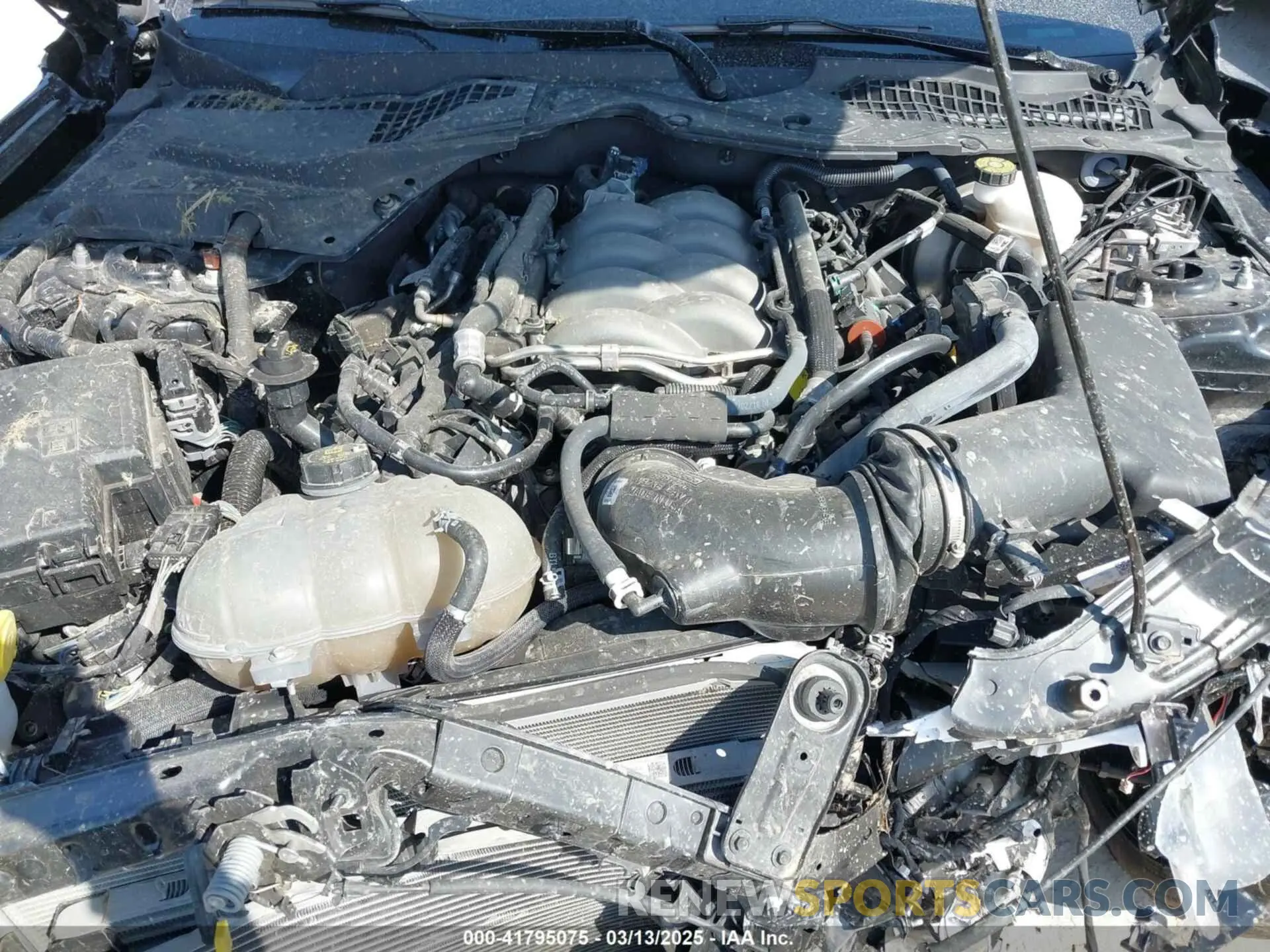 10 Photograph of a damaged car 1FA6P8CF0K5129940 FORD MUSTANG 2019