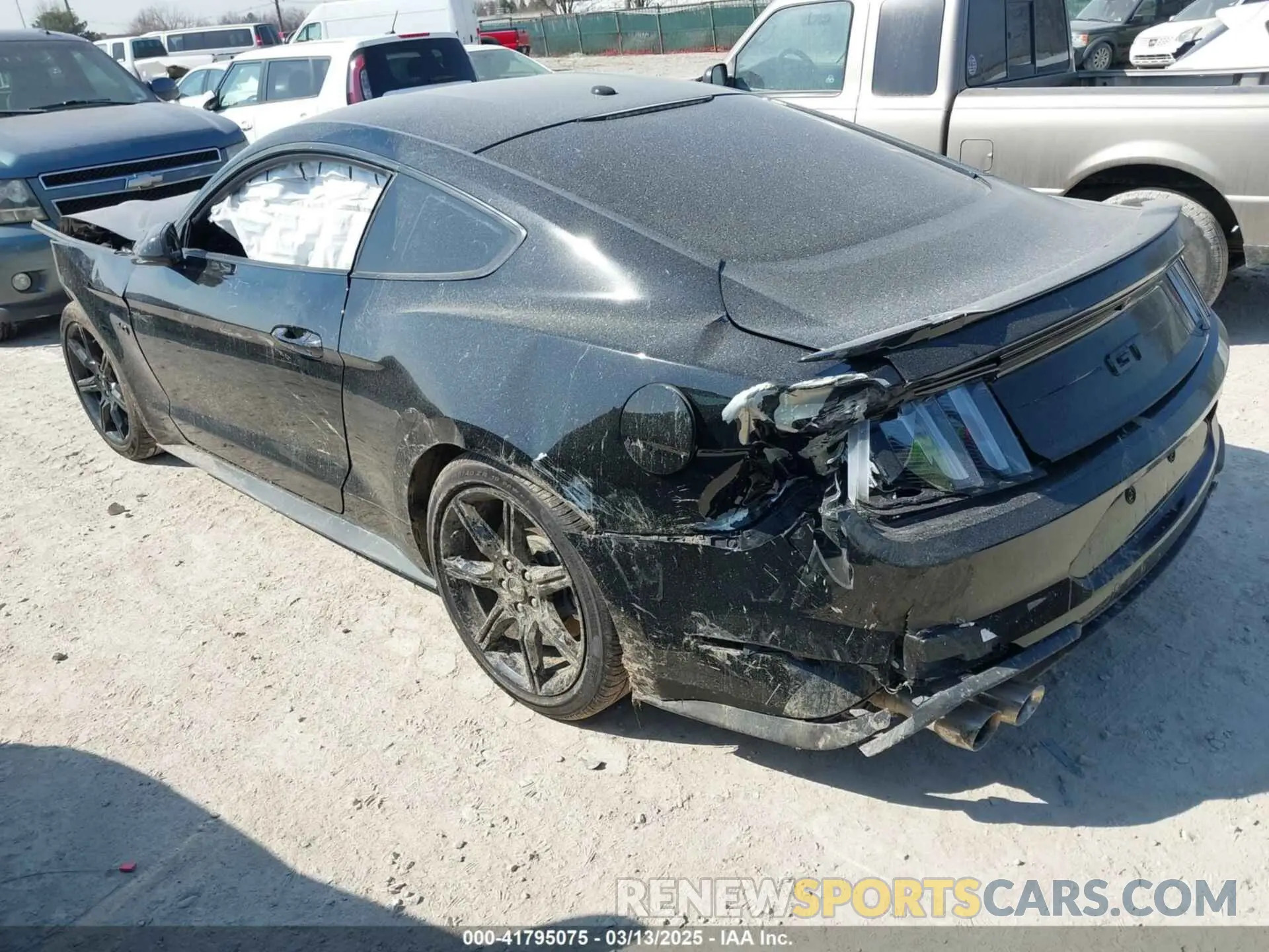 3 Photograph of a damaged car 1FA6P8CF0K5129940 FORD MUSTANG 2019