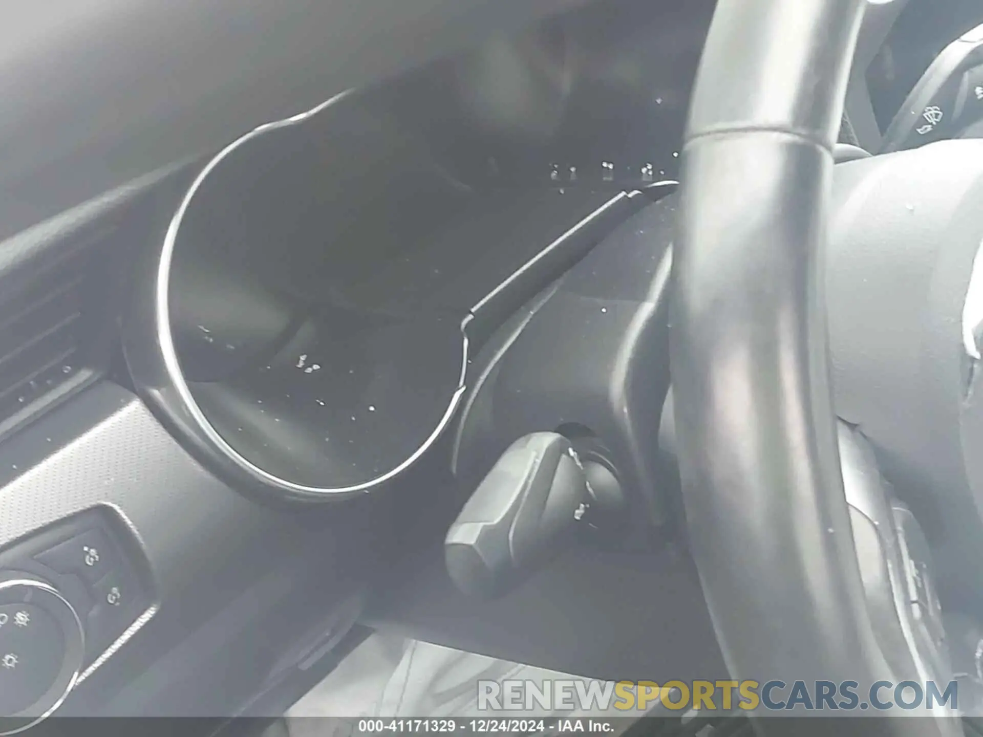 14 Photograph of a damaged car 1FA6P8CF0K5141232 FORD MUSTANG 2019