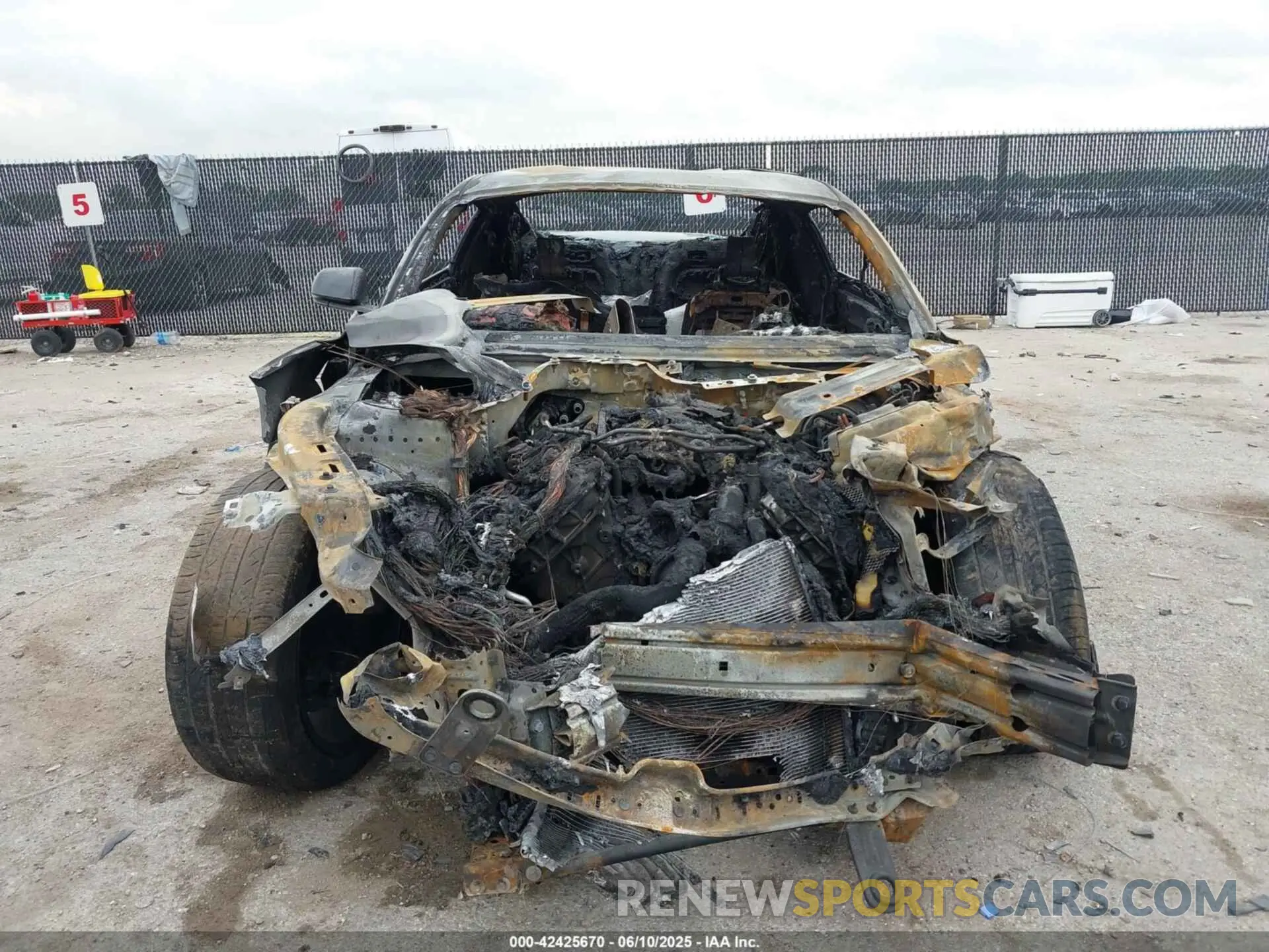 11 Photograph of a damaged car 1FA6P8CF0K5180581 FORD MUSTANG 2019